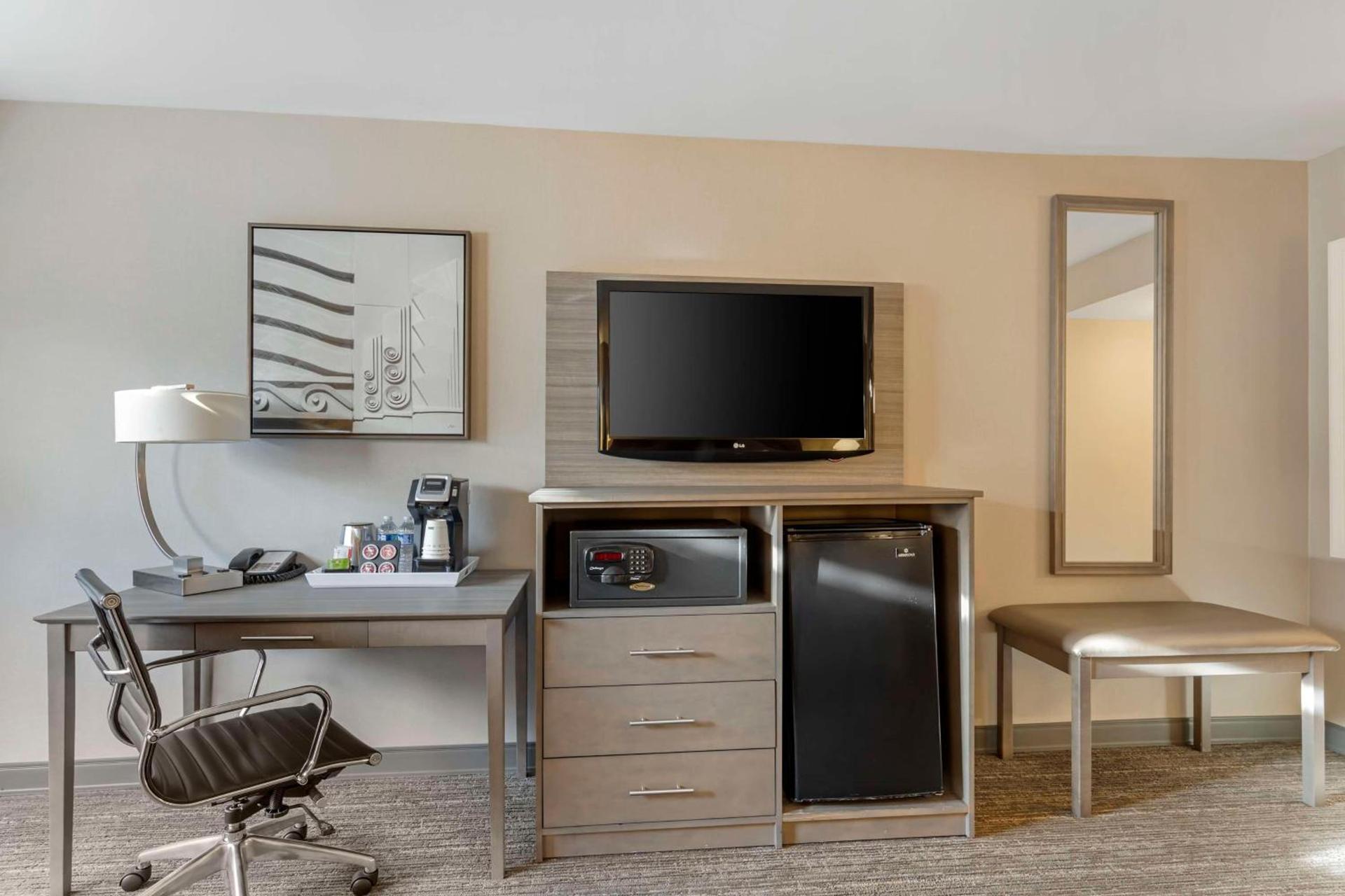 Best Western Plus Executive Inn Rowland Height City of Industry photo 34