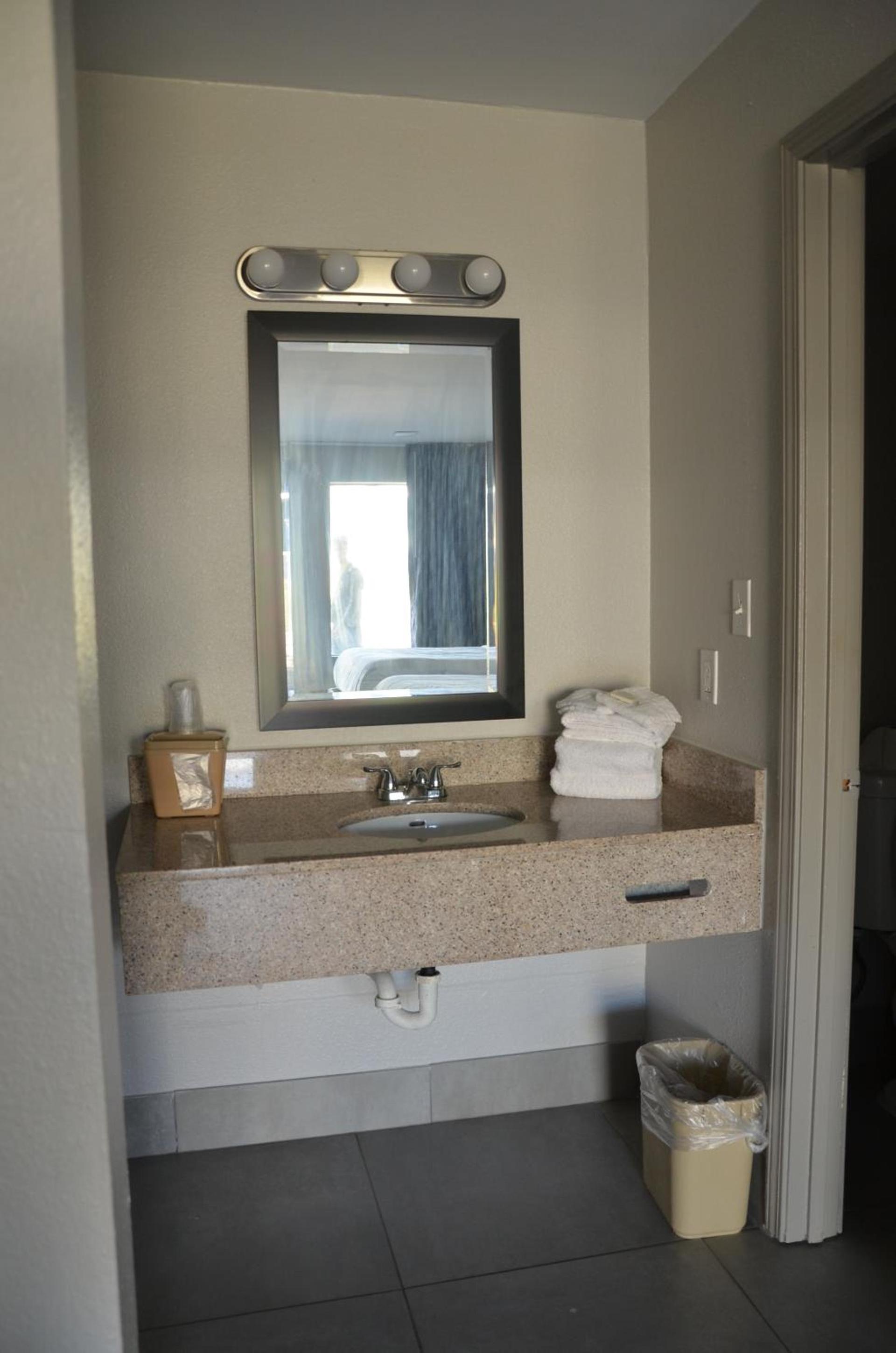 My Home & Suites Covington photo 16