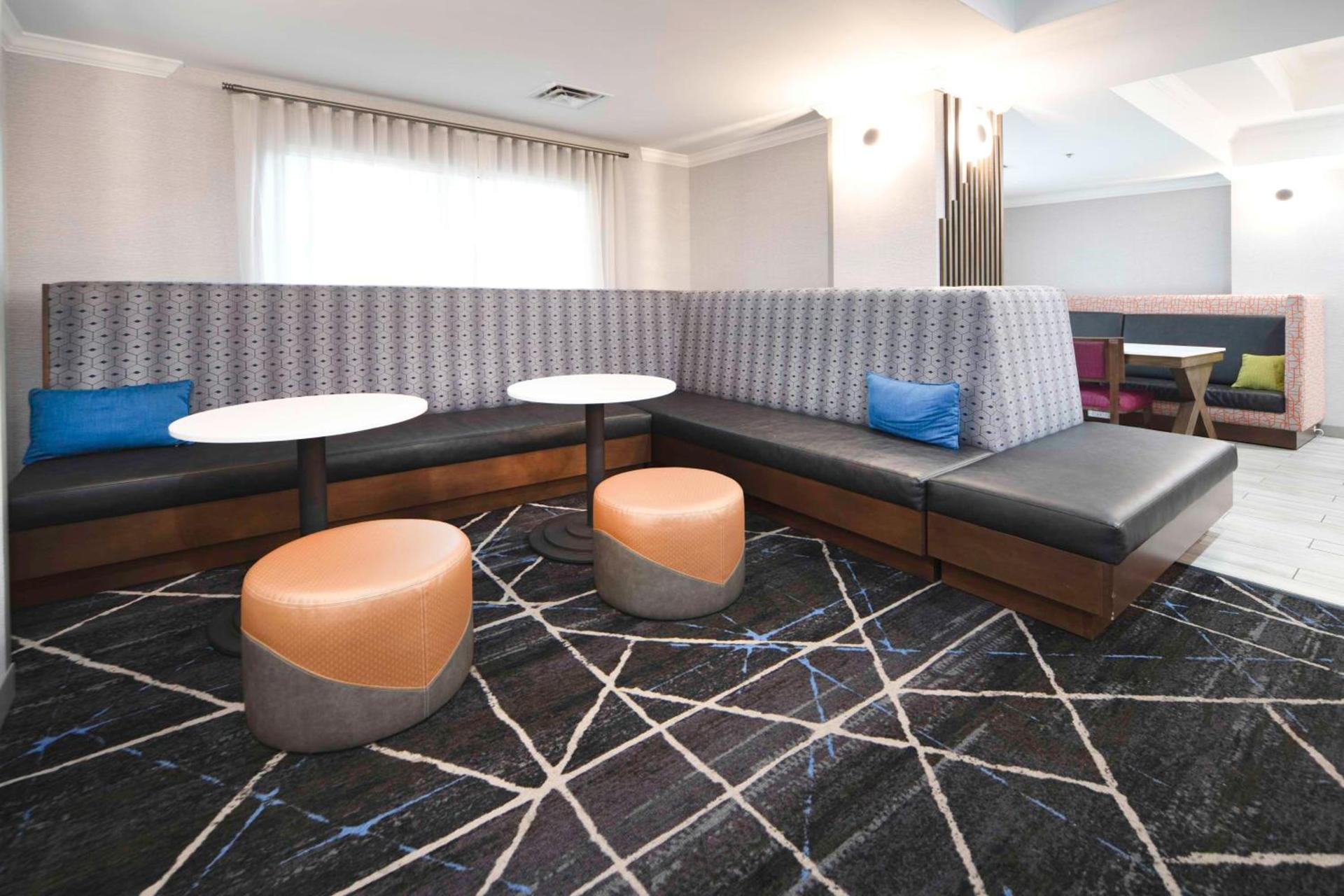 Hampton Inn Bryant photo 7