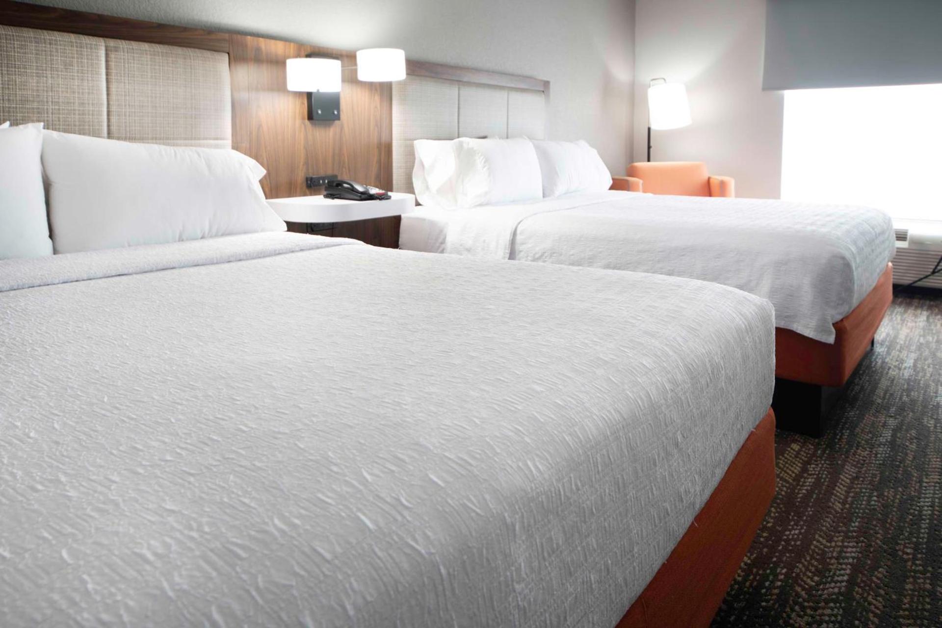 Hampton Inn Bryant photo 31