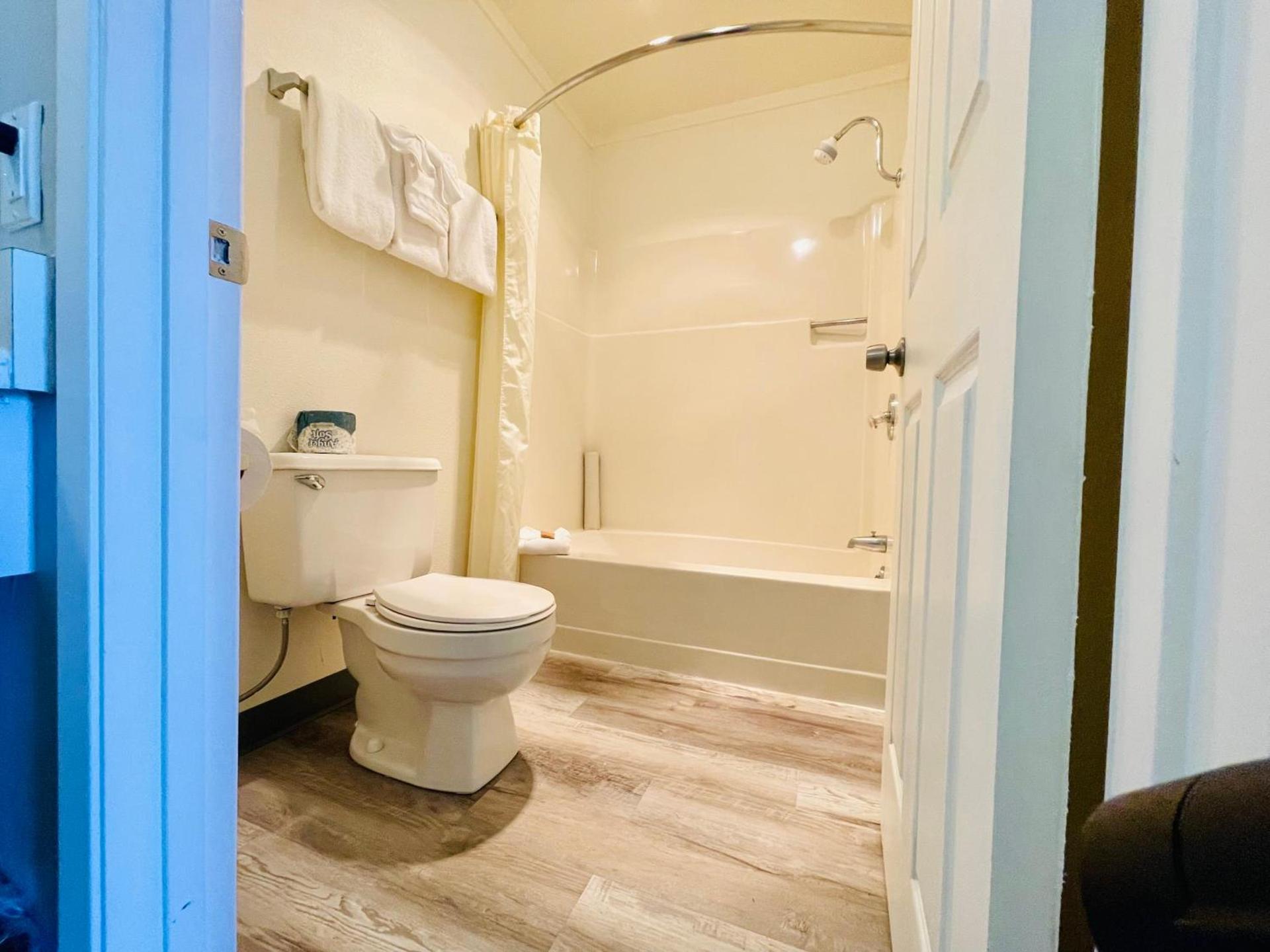 Seabird Lodge Fort Bragg photo 23