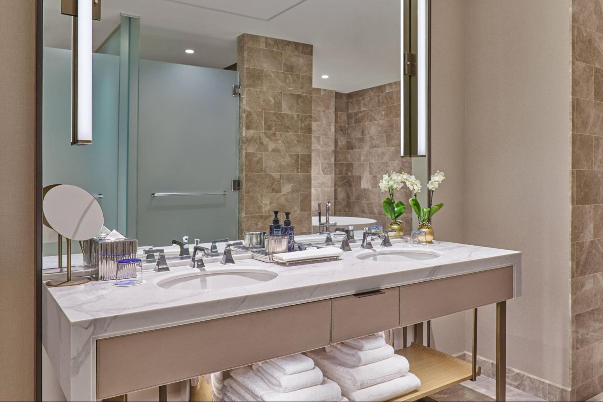The St. Regis Chicago photo 34