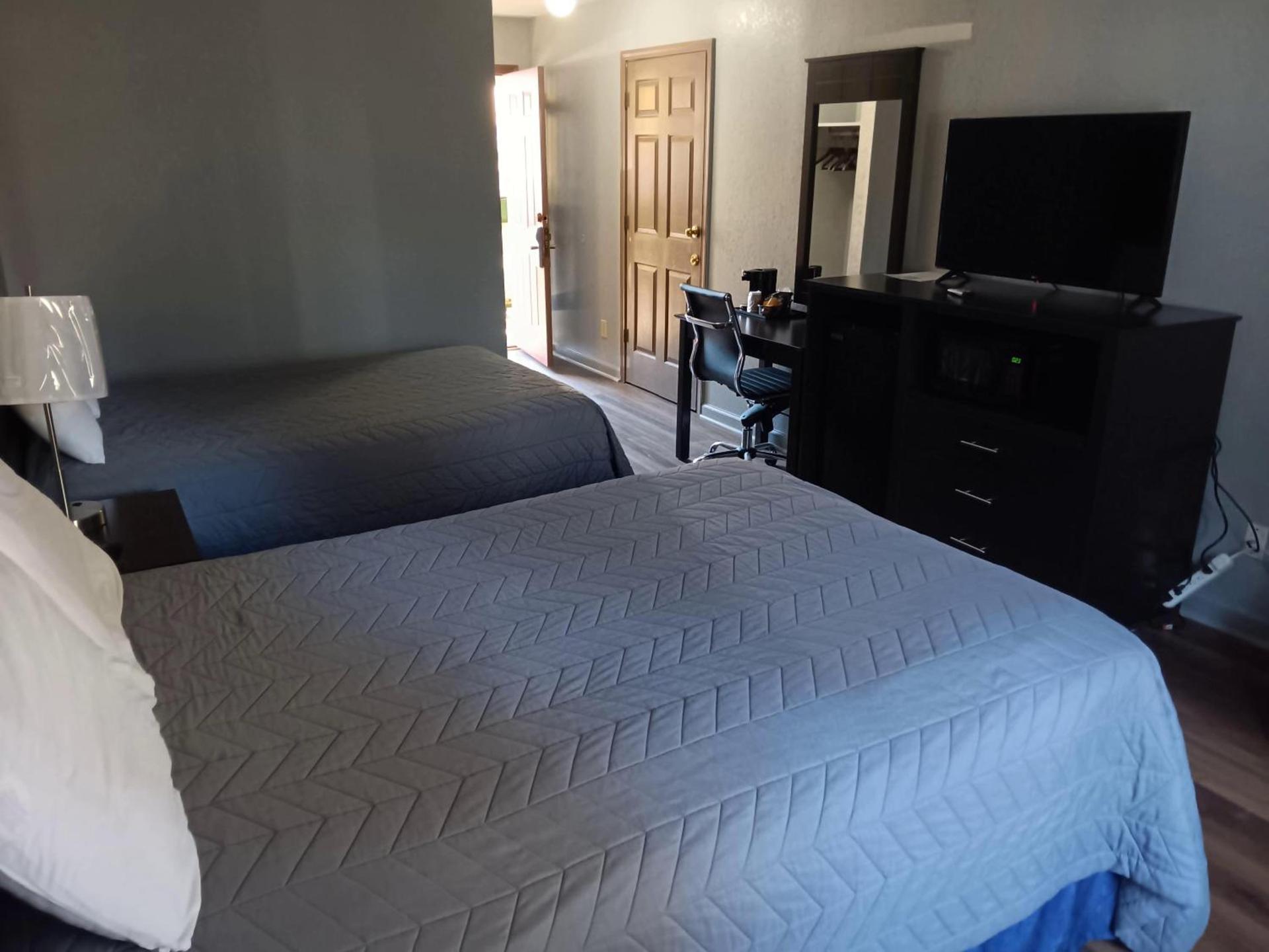 Hofbrau Riverfront Hotel photo 25