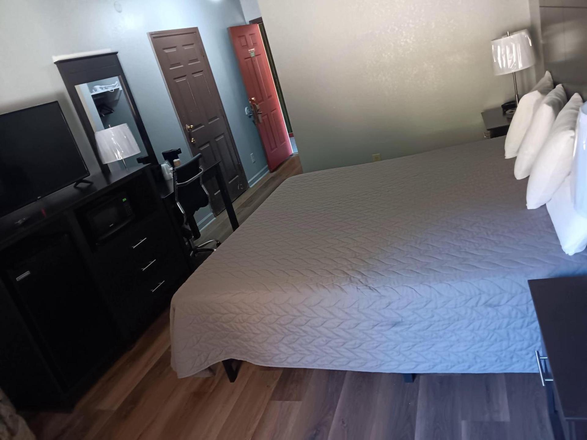 Hofbrau Riverfront Hotel photo 18