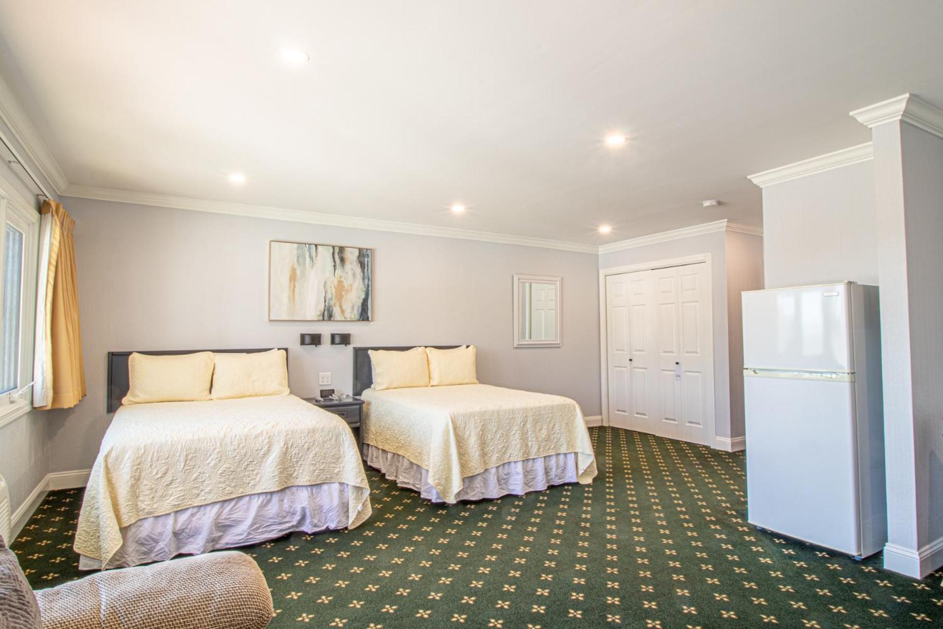 The Niantic Inn photo 20