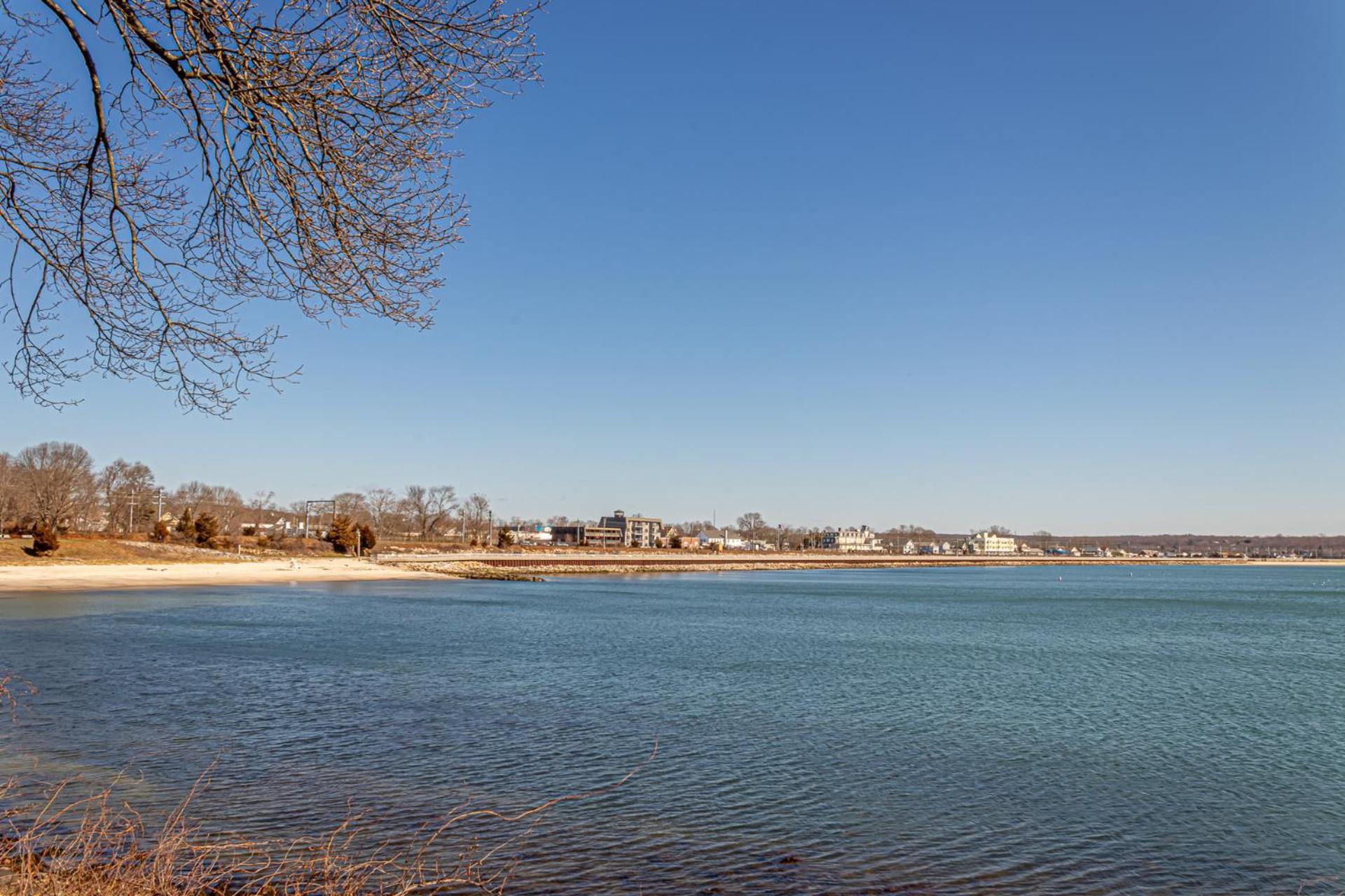 The Niantic Inn photo 18
