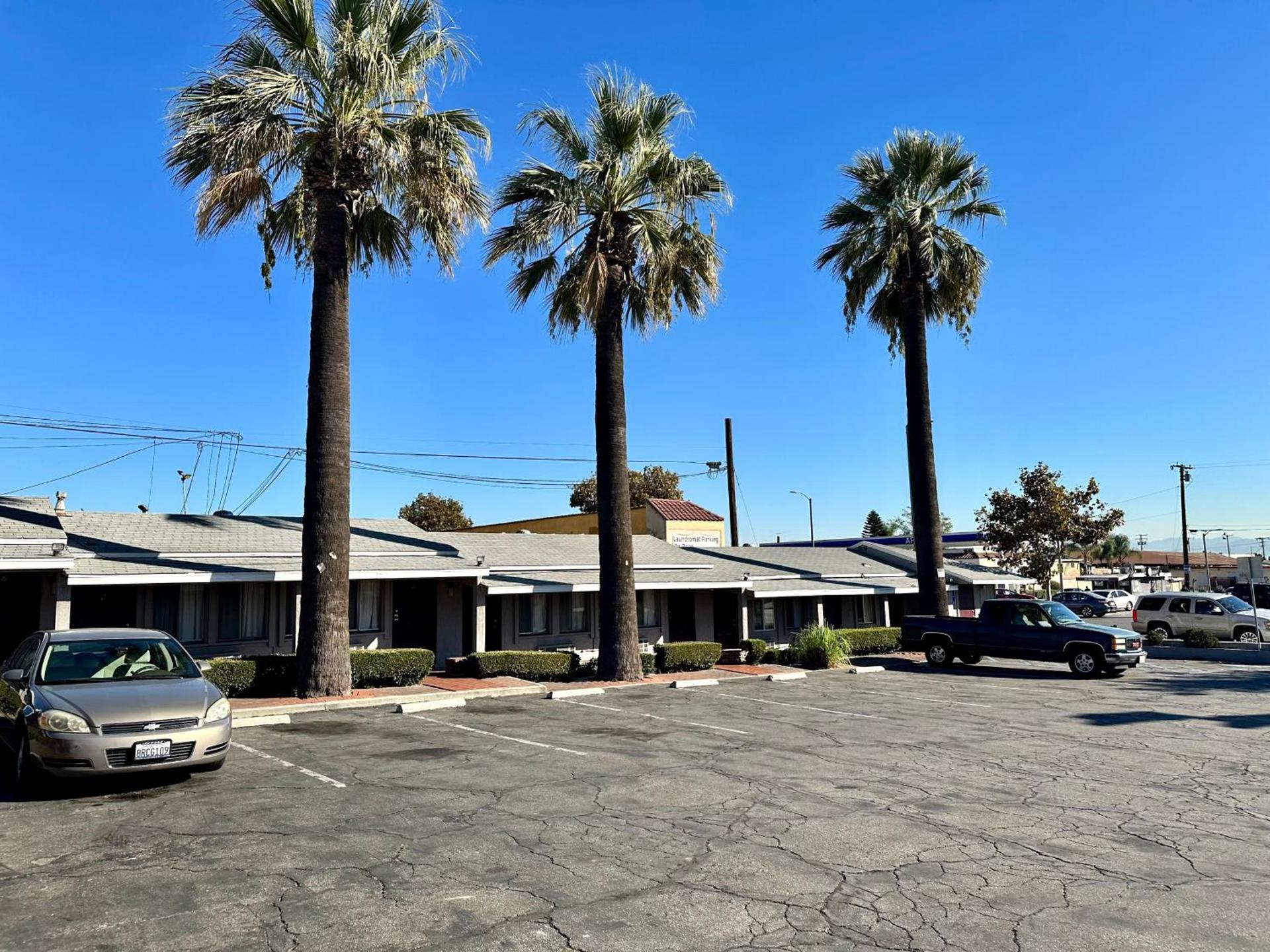 Pala Motel photo 5