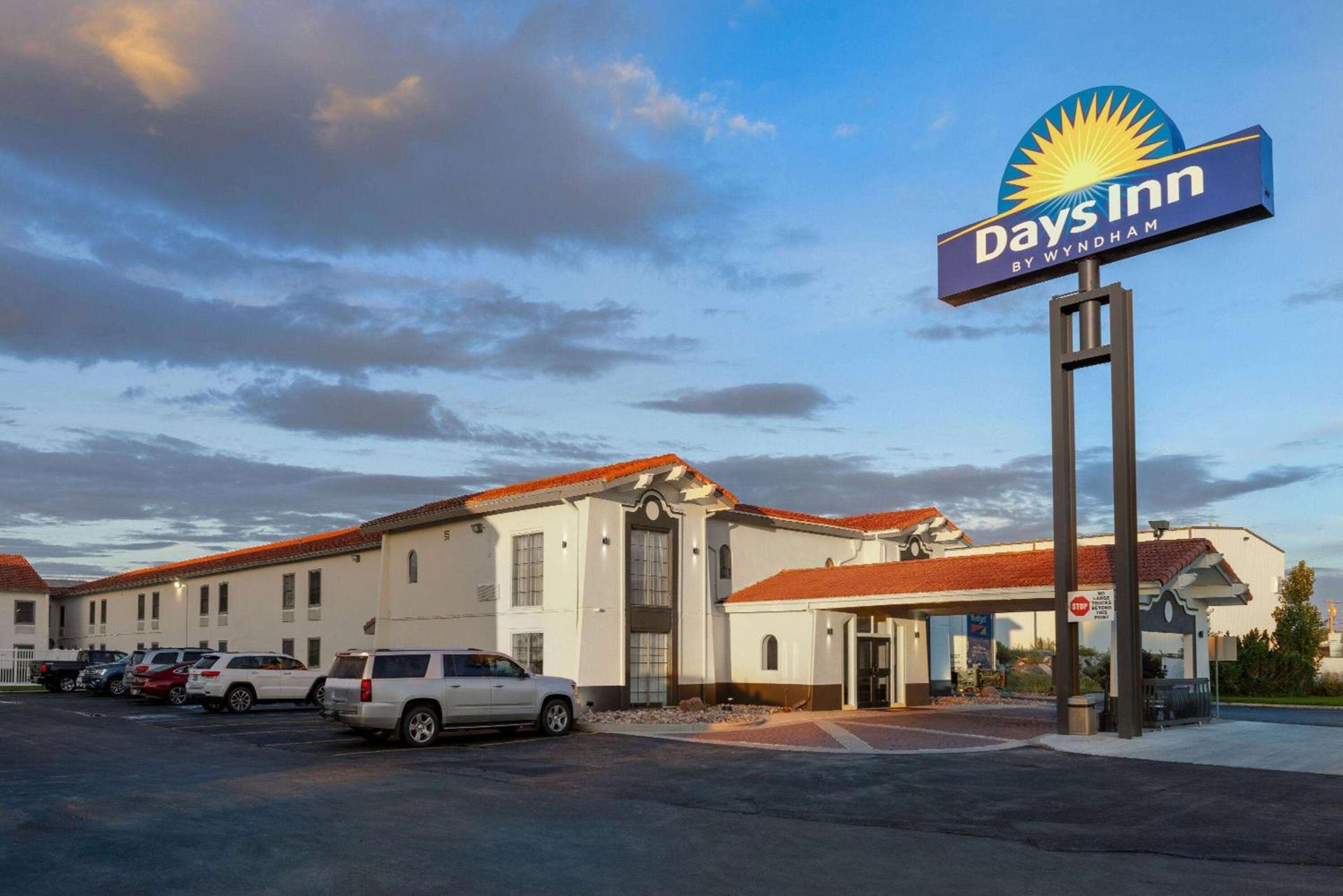 Days Inn by Wyndham Casper photo 3