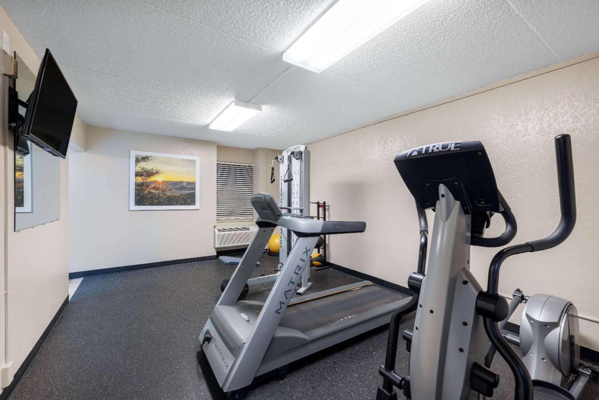 Days Inn by Wyndham Casper photo 10