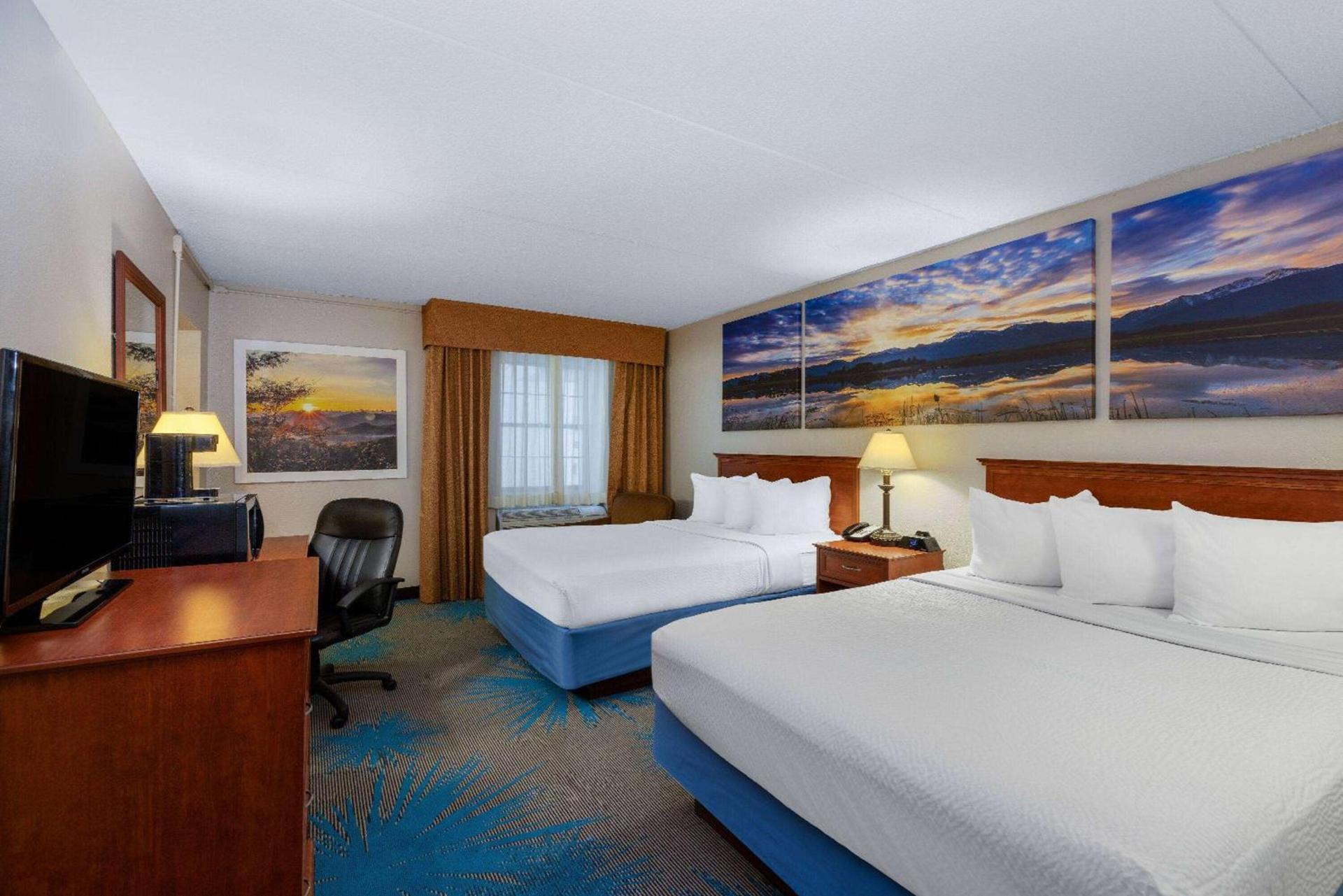Days Inn by Wyndham Casper photo 17