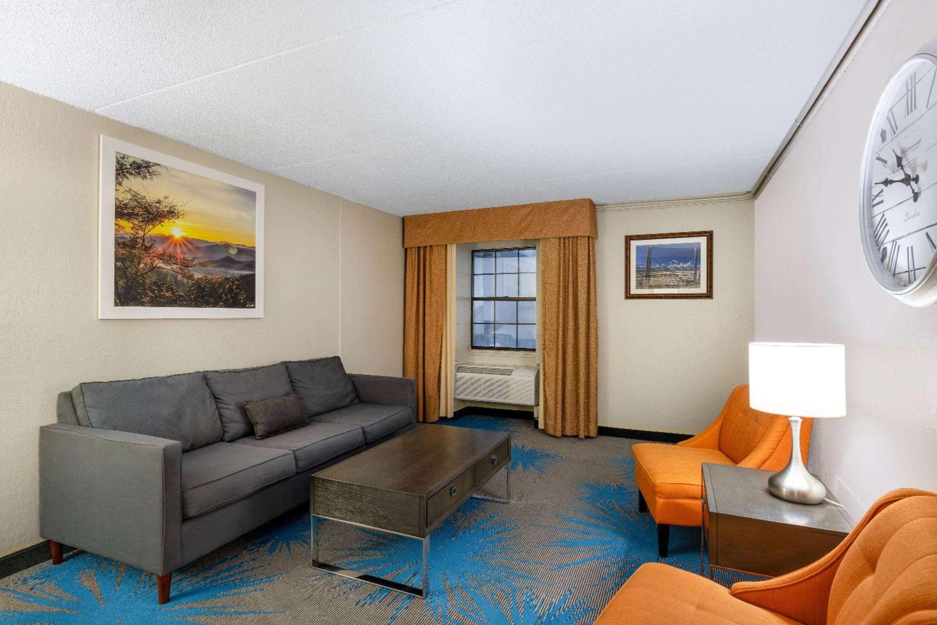 Days Inn by Wyndham Casper photo 32