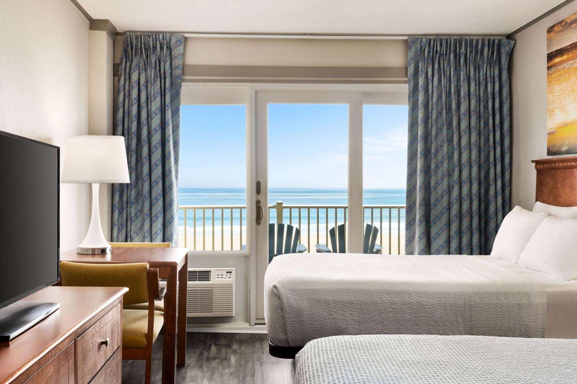Days Inn by Wyndham Ocean City Oceanfront photo 10