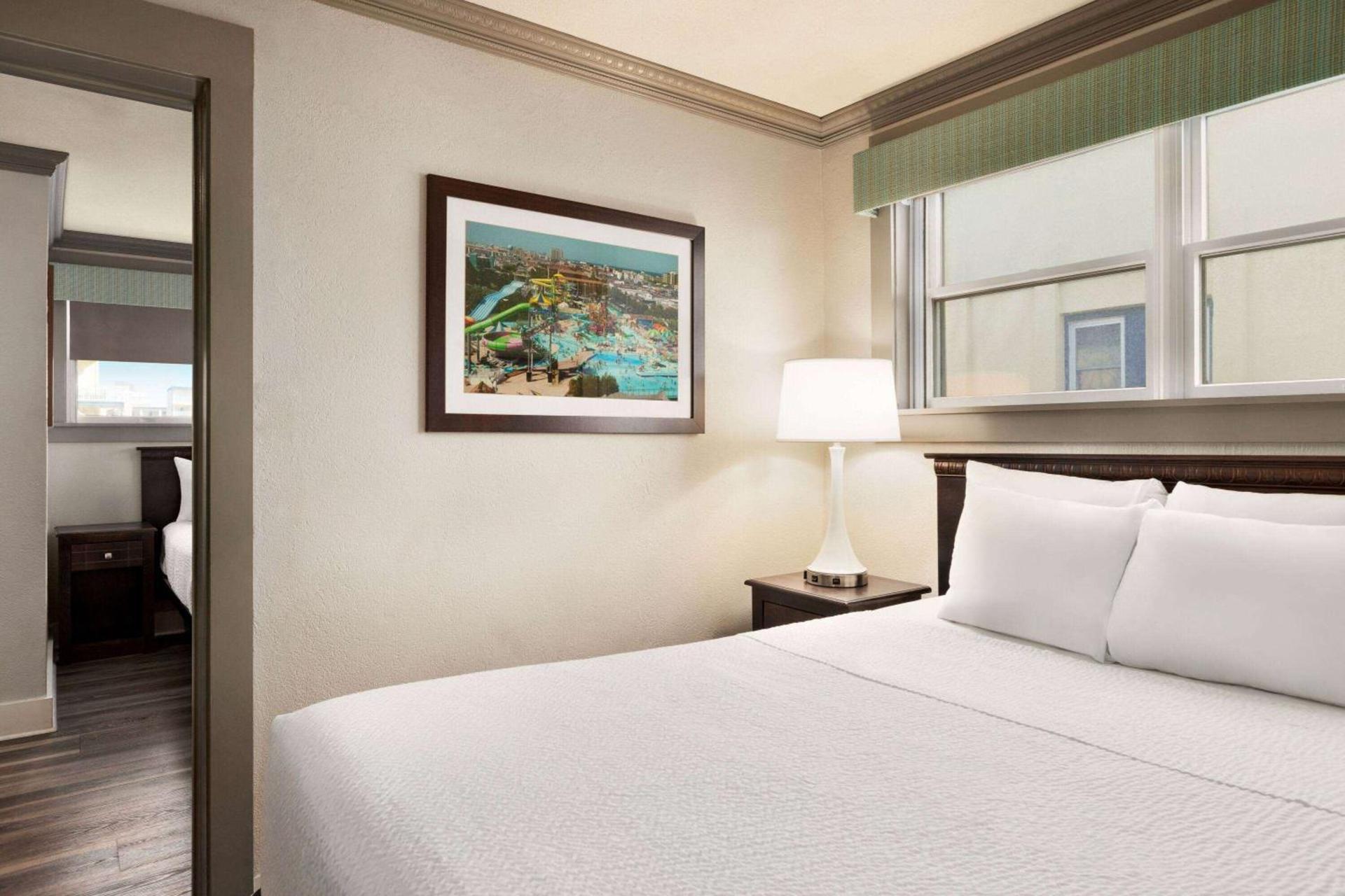 Days Inn by Wyndham Ocean City Oceanfront photo 48