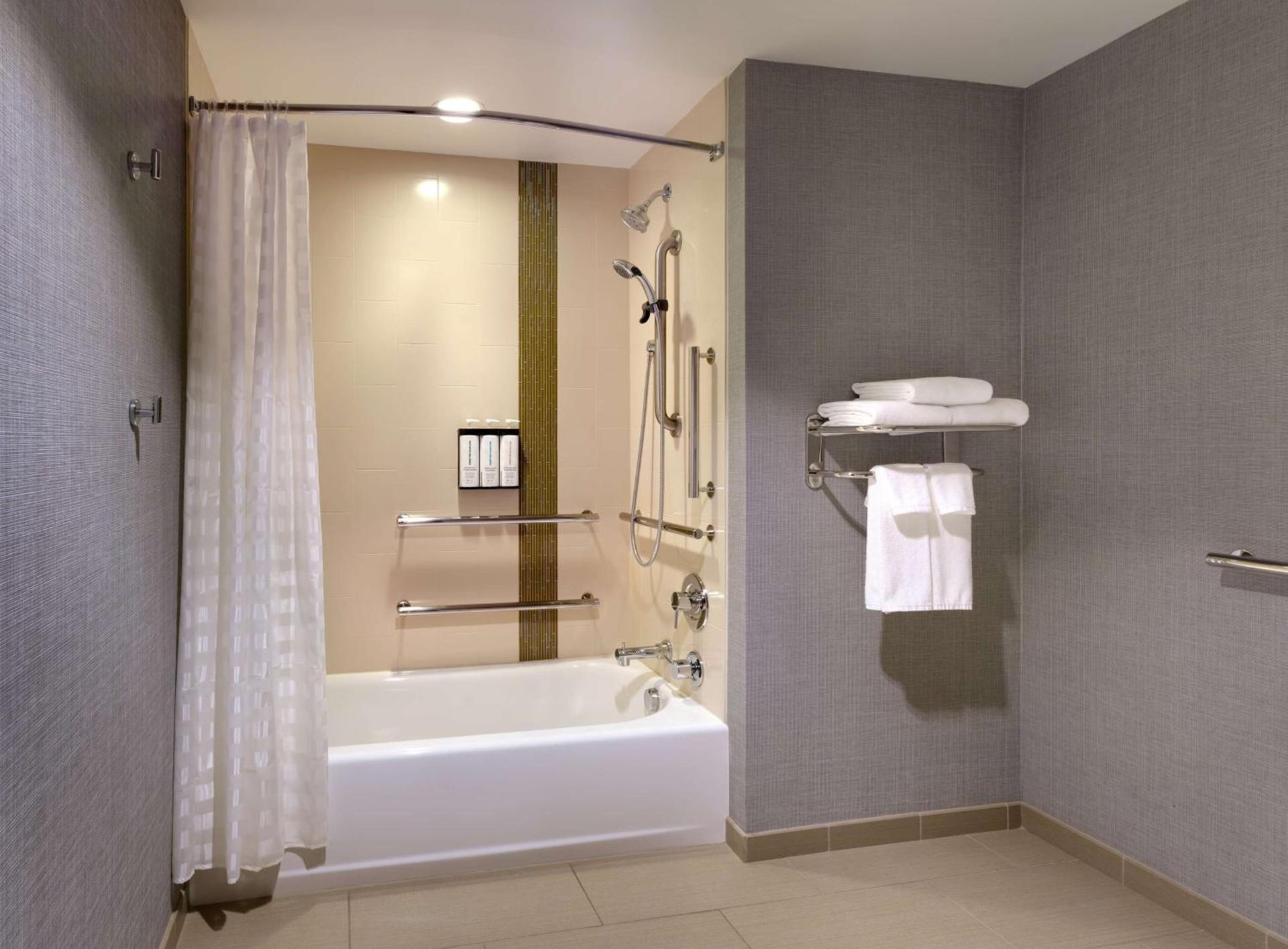 Hyatt Place Provo photo 5