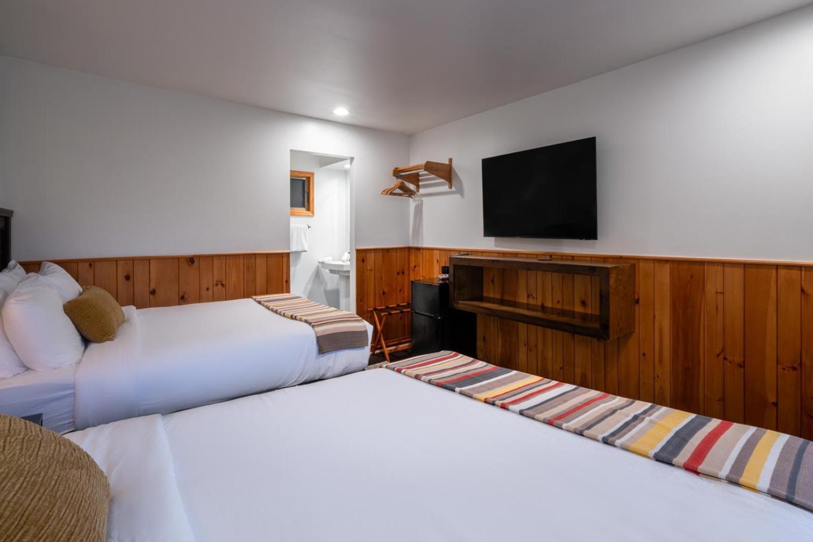 Town House Lodge photo 35