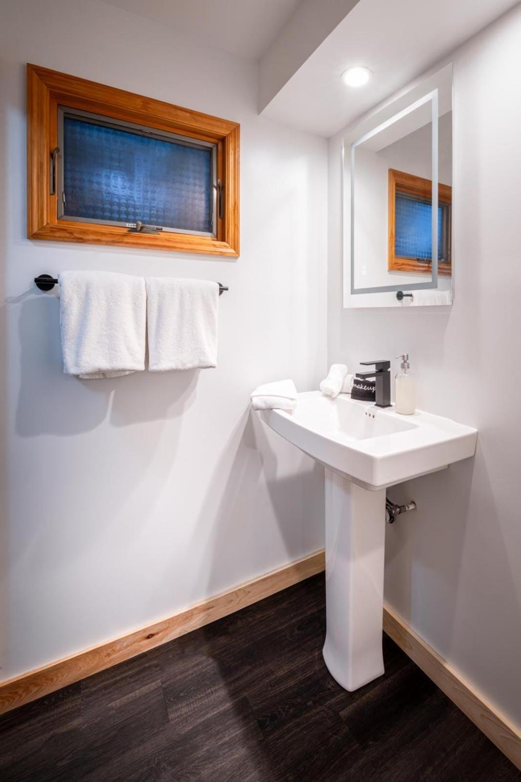 Town House Lodge photo 26