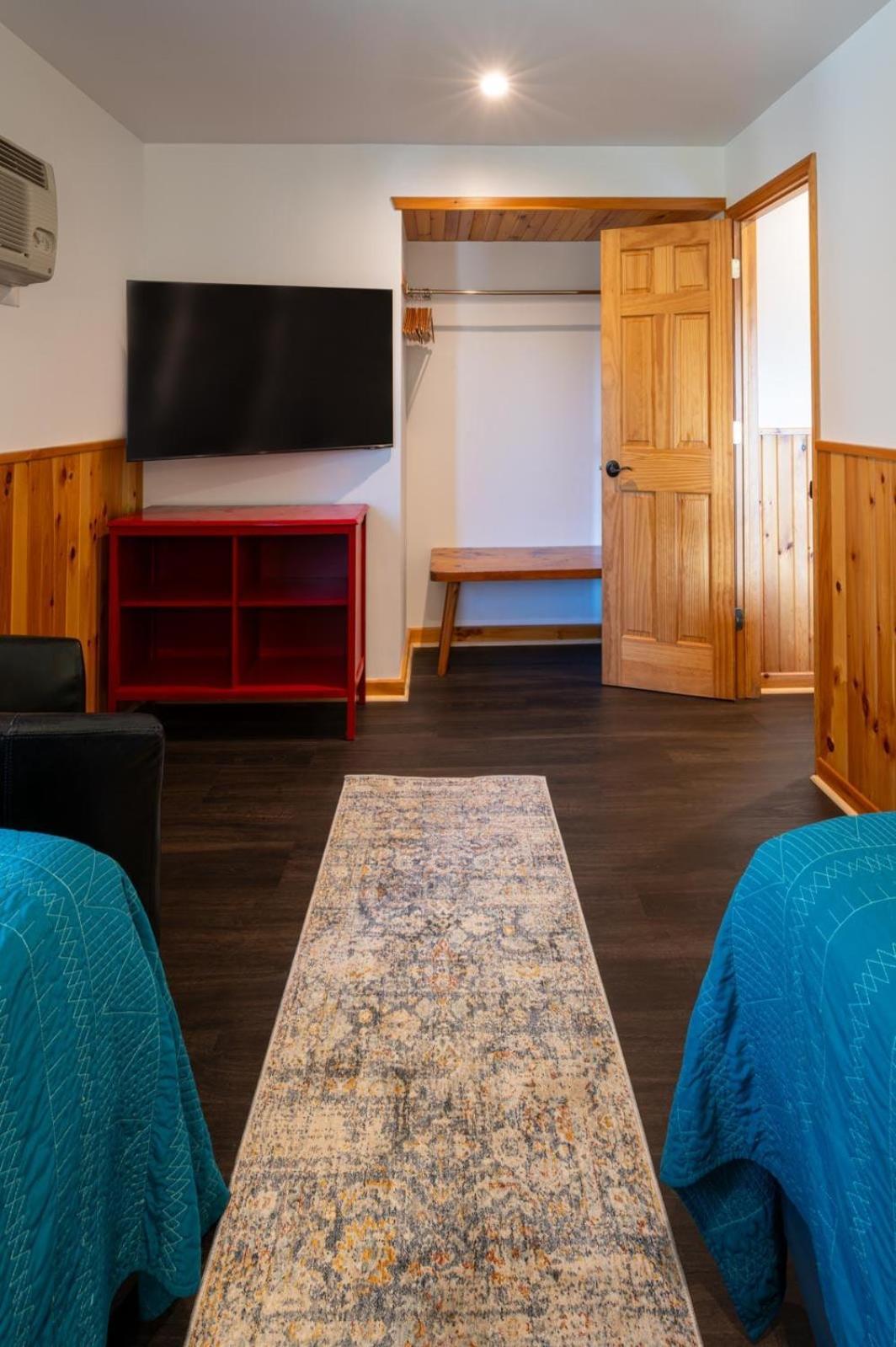 Town House Lodge photo 22