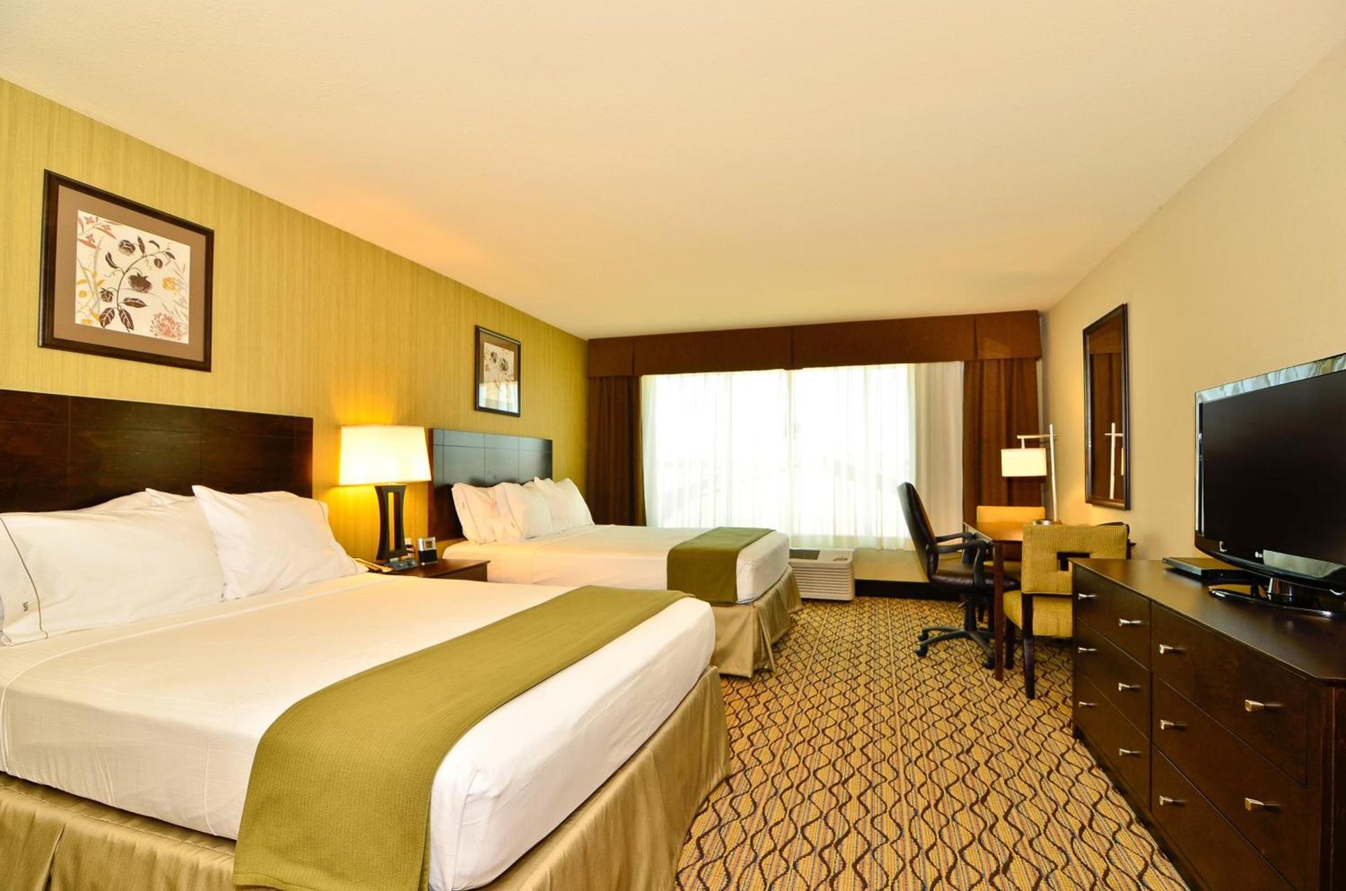 Holiday Inn Express & Suites - Williston by IHG photo 31