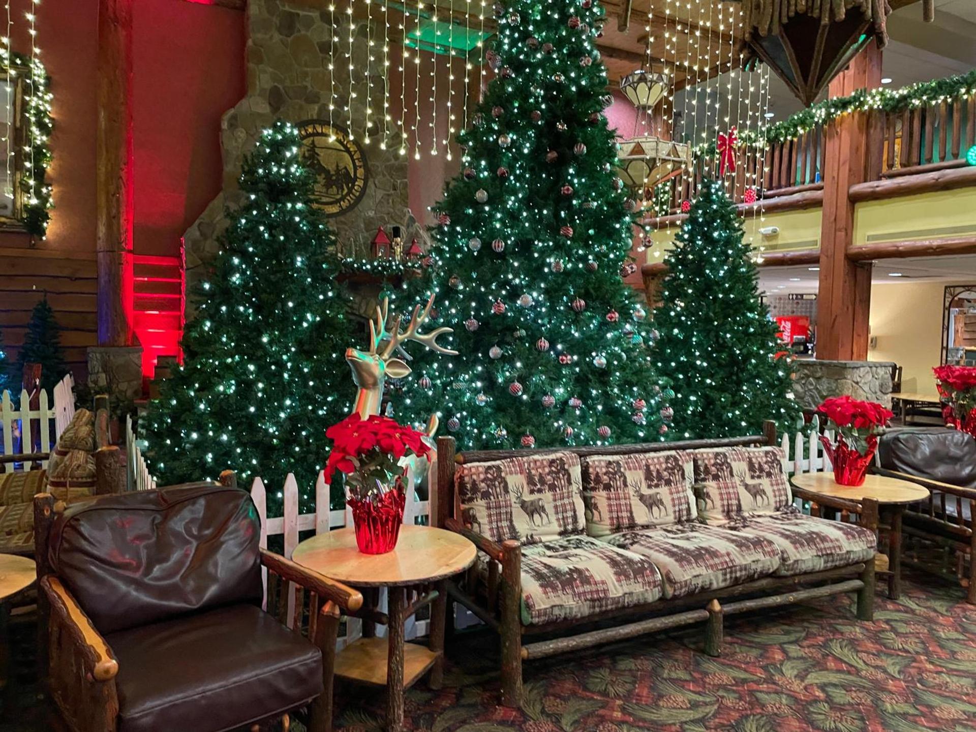 Six Flags Great Escape Lodge & Indoor Waterpark photo 47