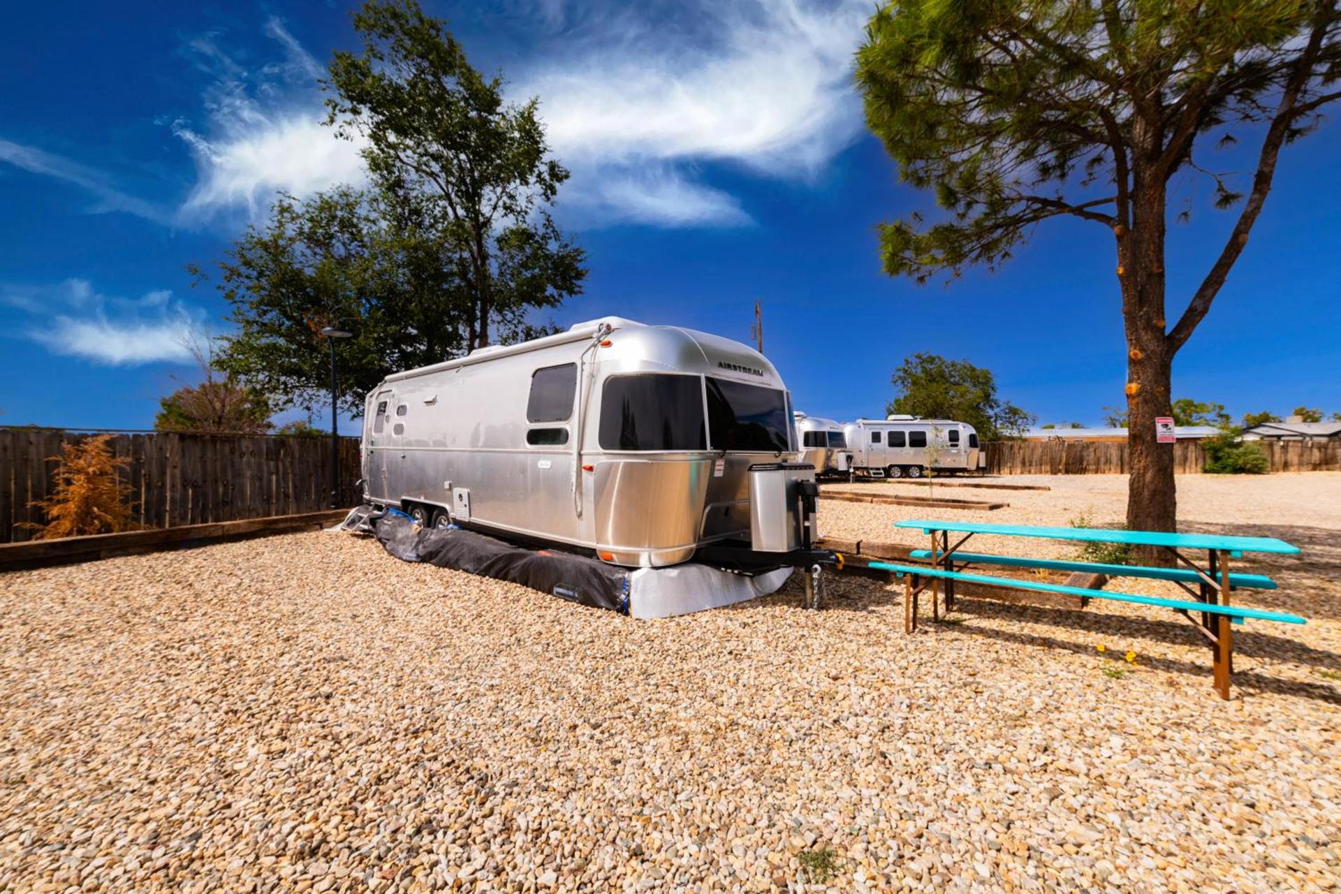Taos Motor Lodge photo 7