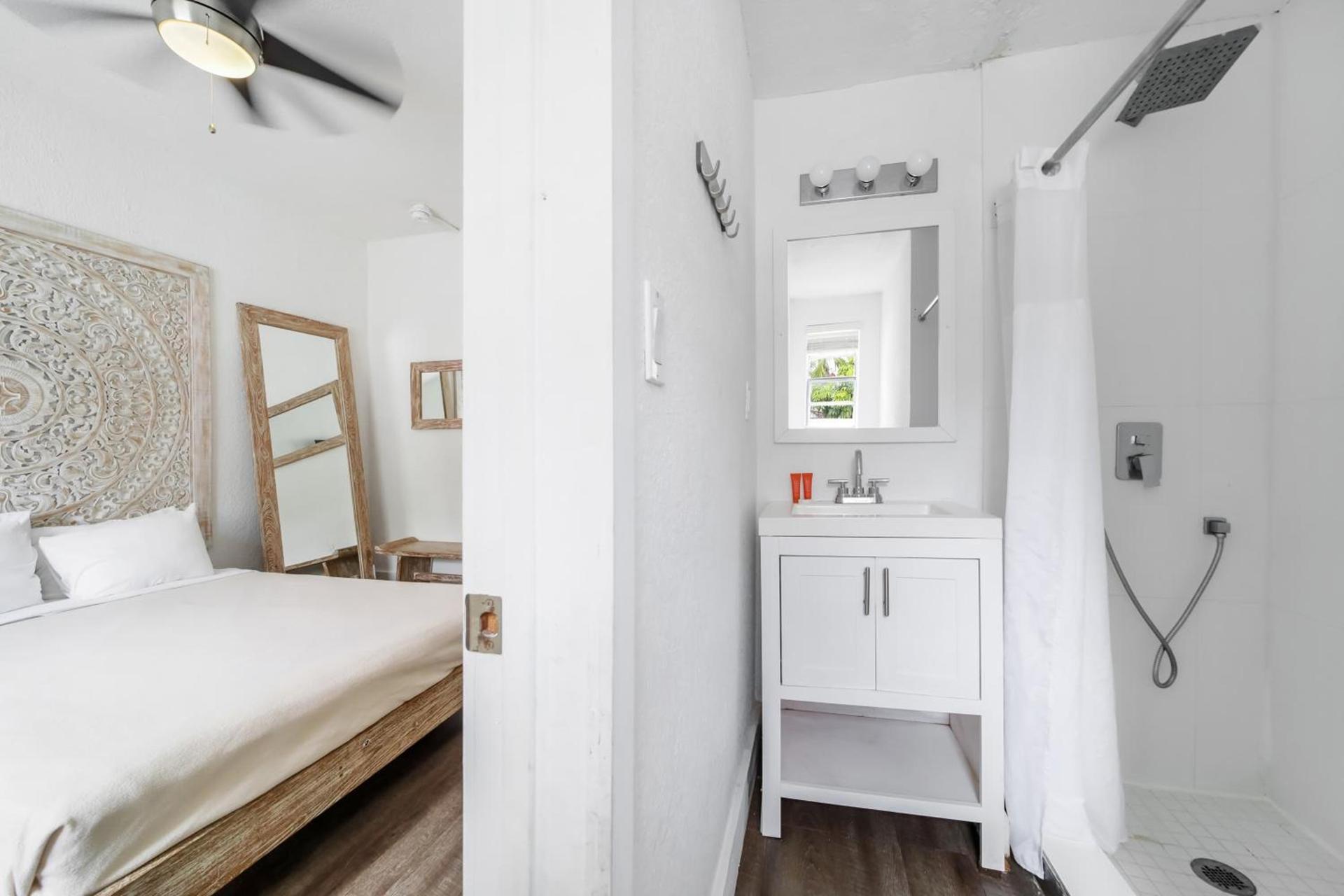 Treehouse Hotel photo 27