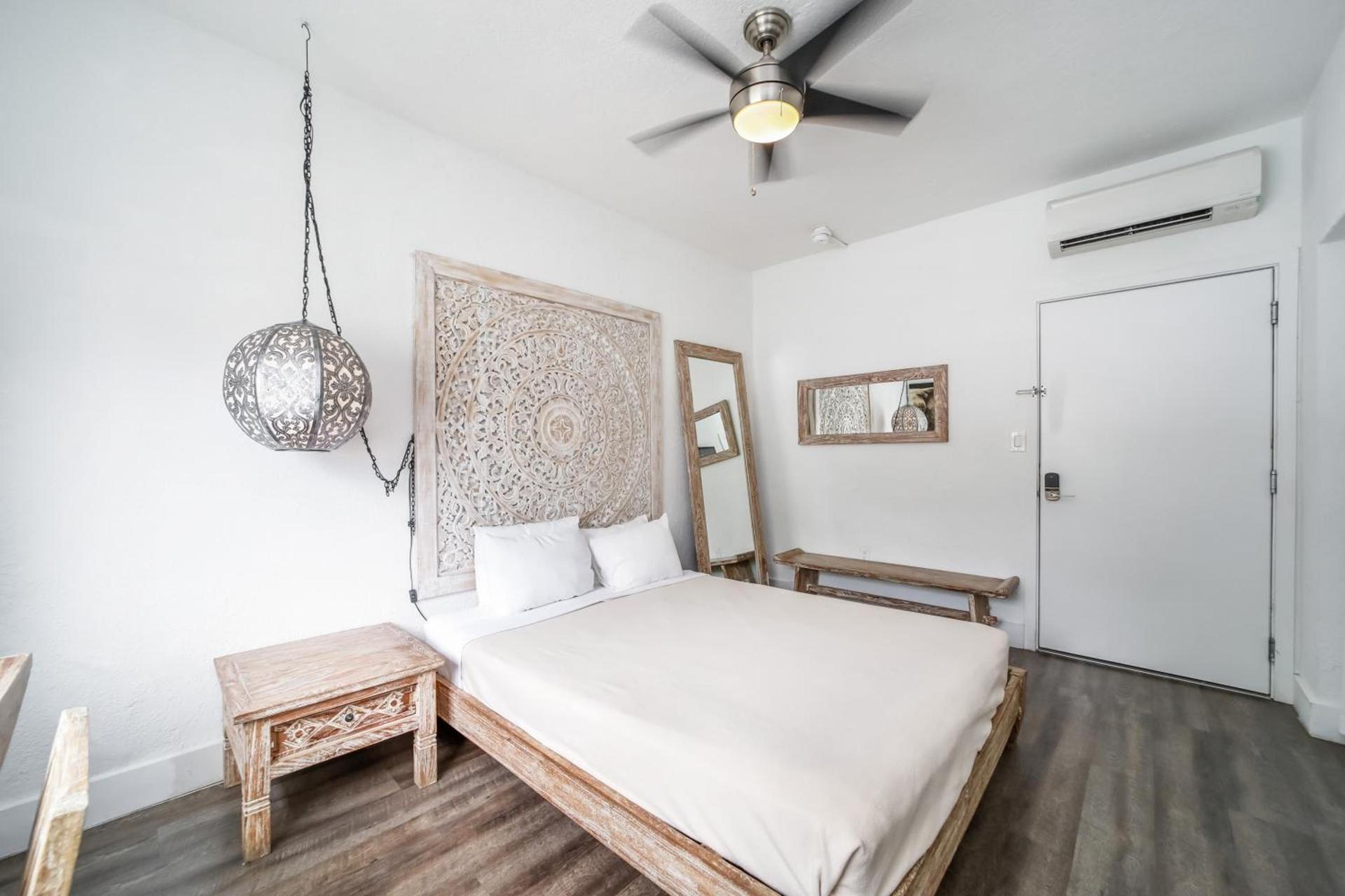 Treehouse Hotel photo 26