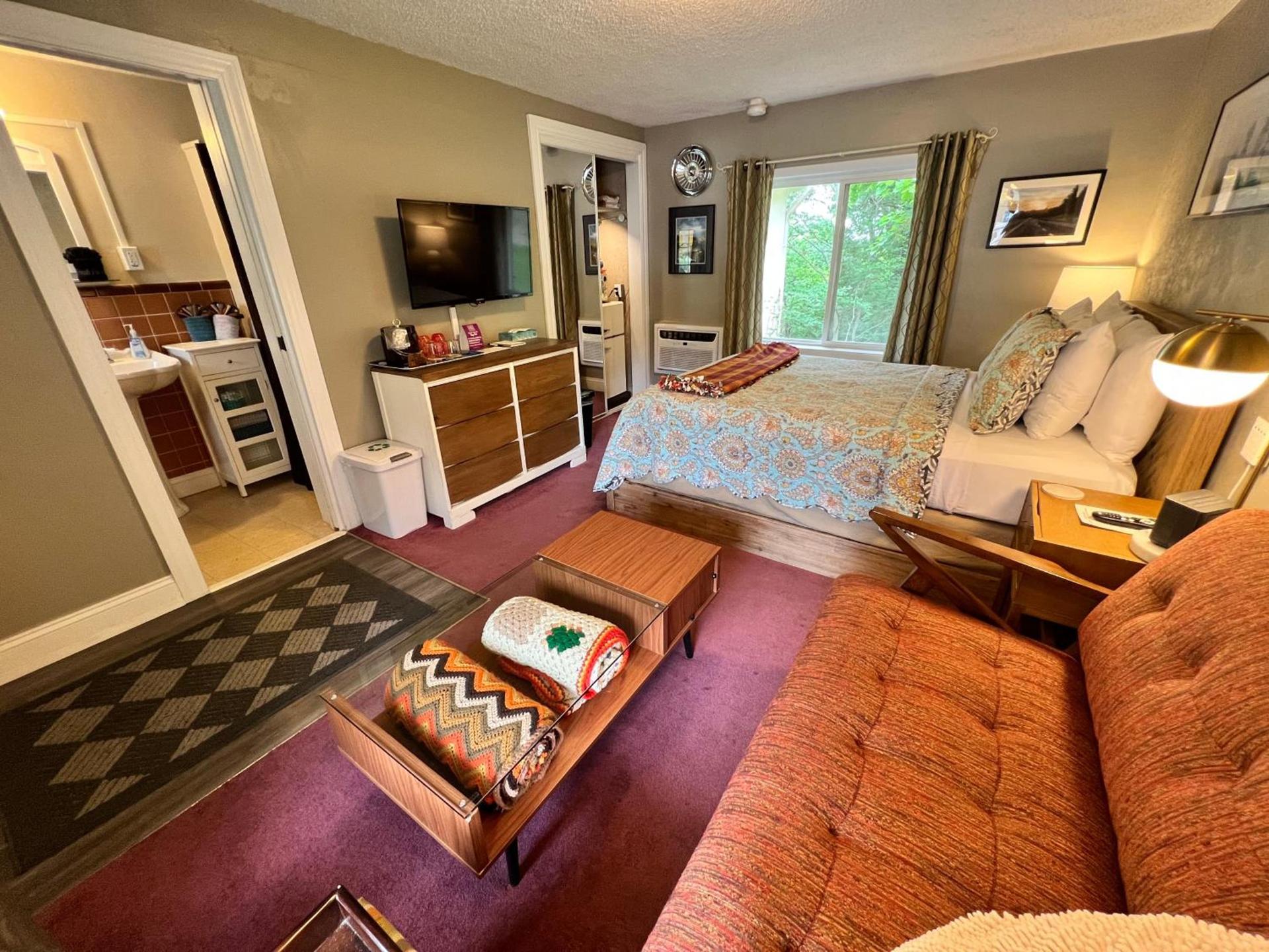 Sherwood Court Cottages & Guest Rooms photo 43