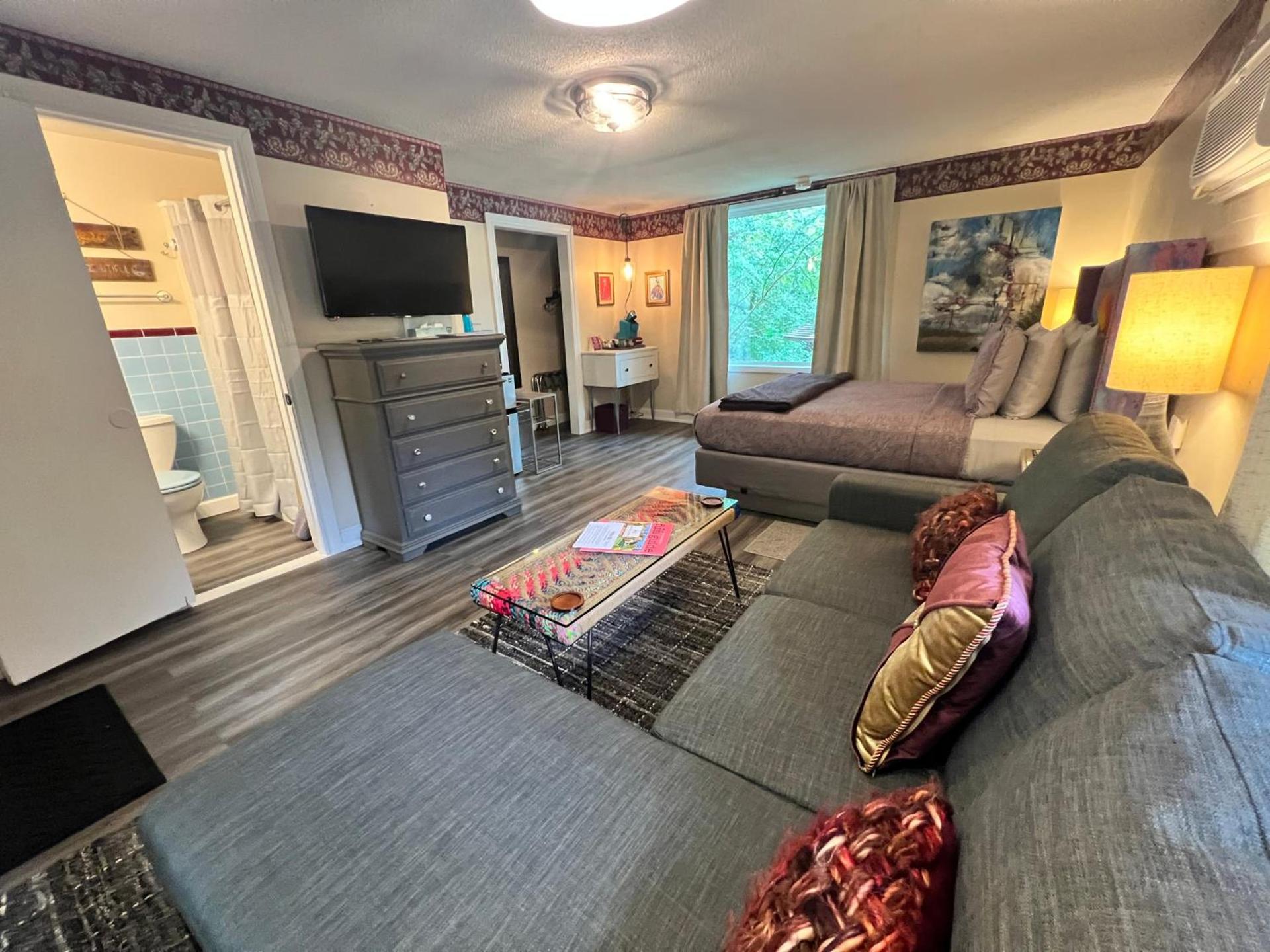 Sherwood Court Cottages & Guest Rooms photo 56