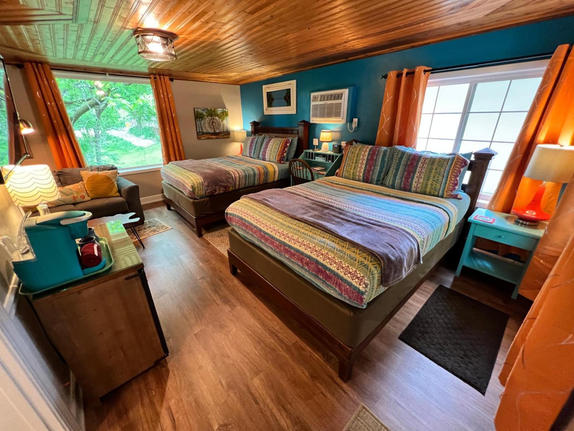 Sherwood Court Cottages & Guest Rooms photo 63