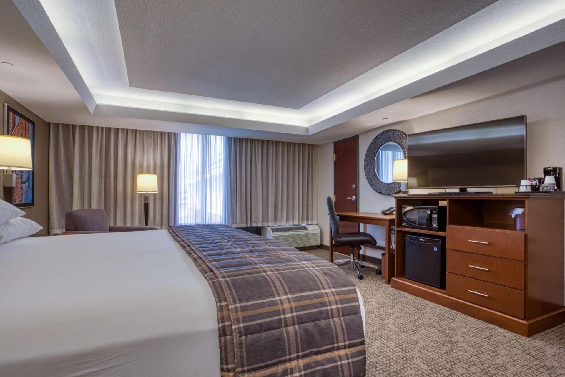 Drury Inn & Suites St. Louis - Fairview Heights photo 20