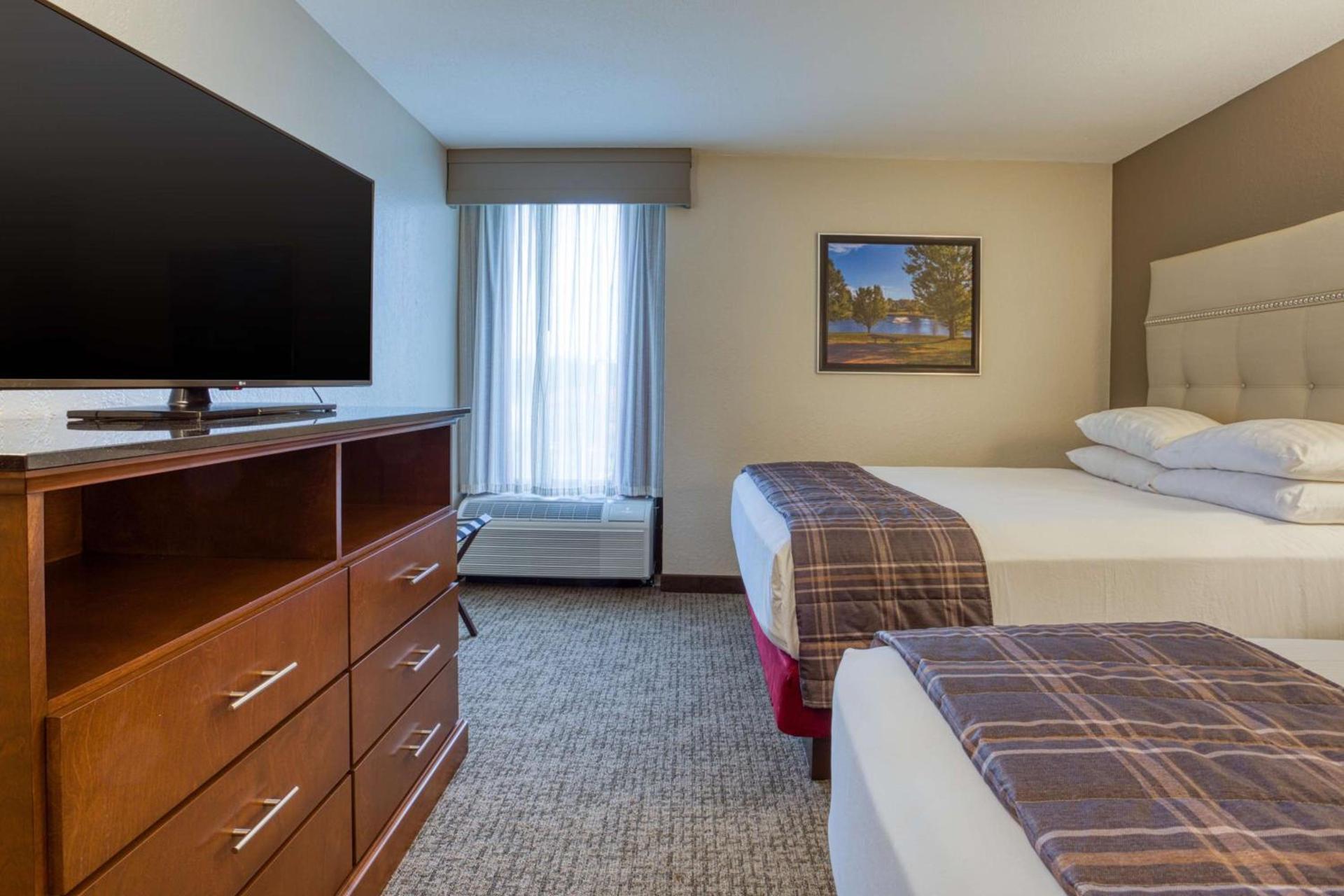 Drury Inn & Suites St. Louis - Fairview Heights photo 25