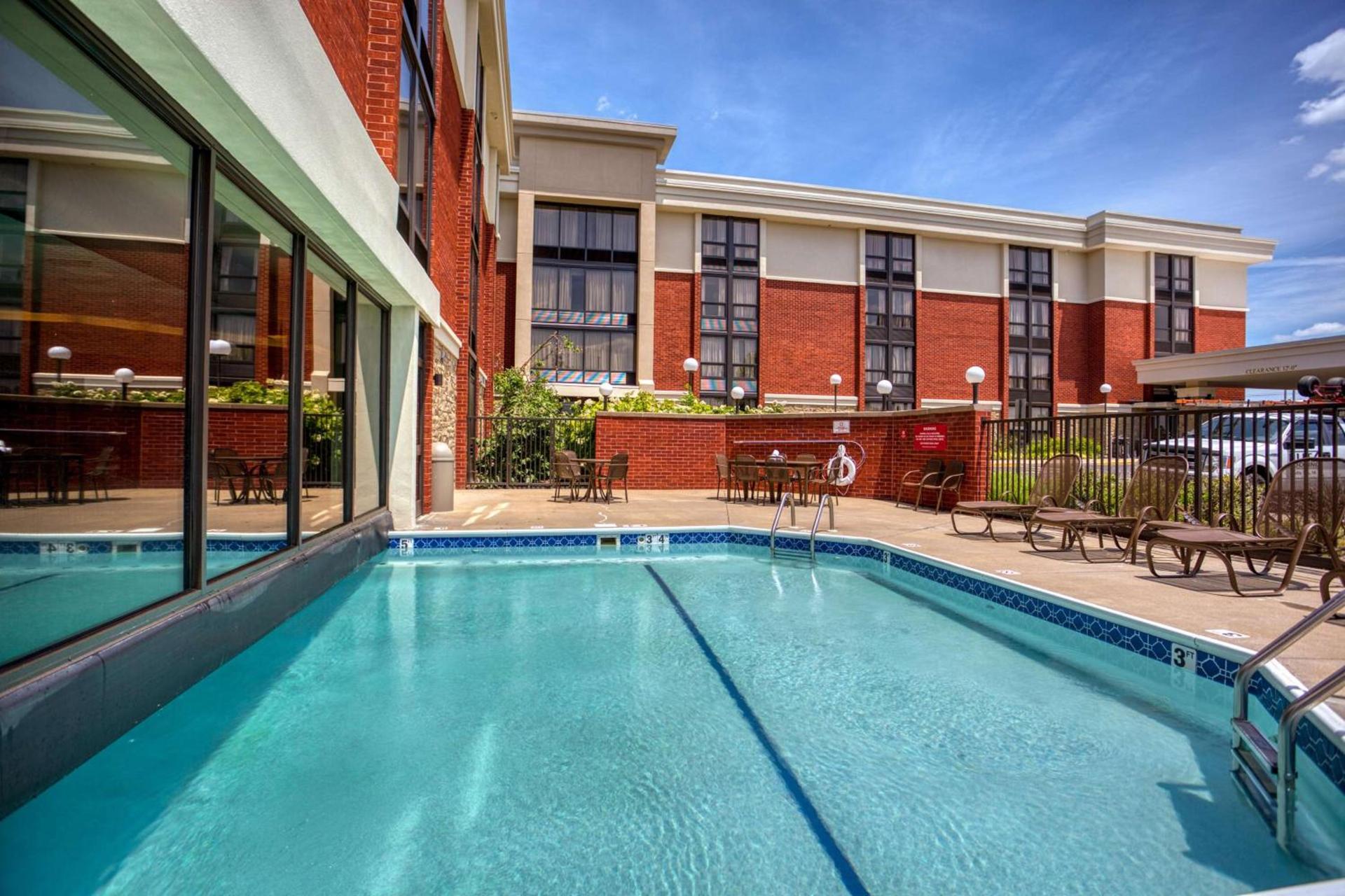 Drury Inn & Suites St. Louis - Fairview Heights photo 35