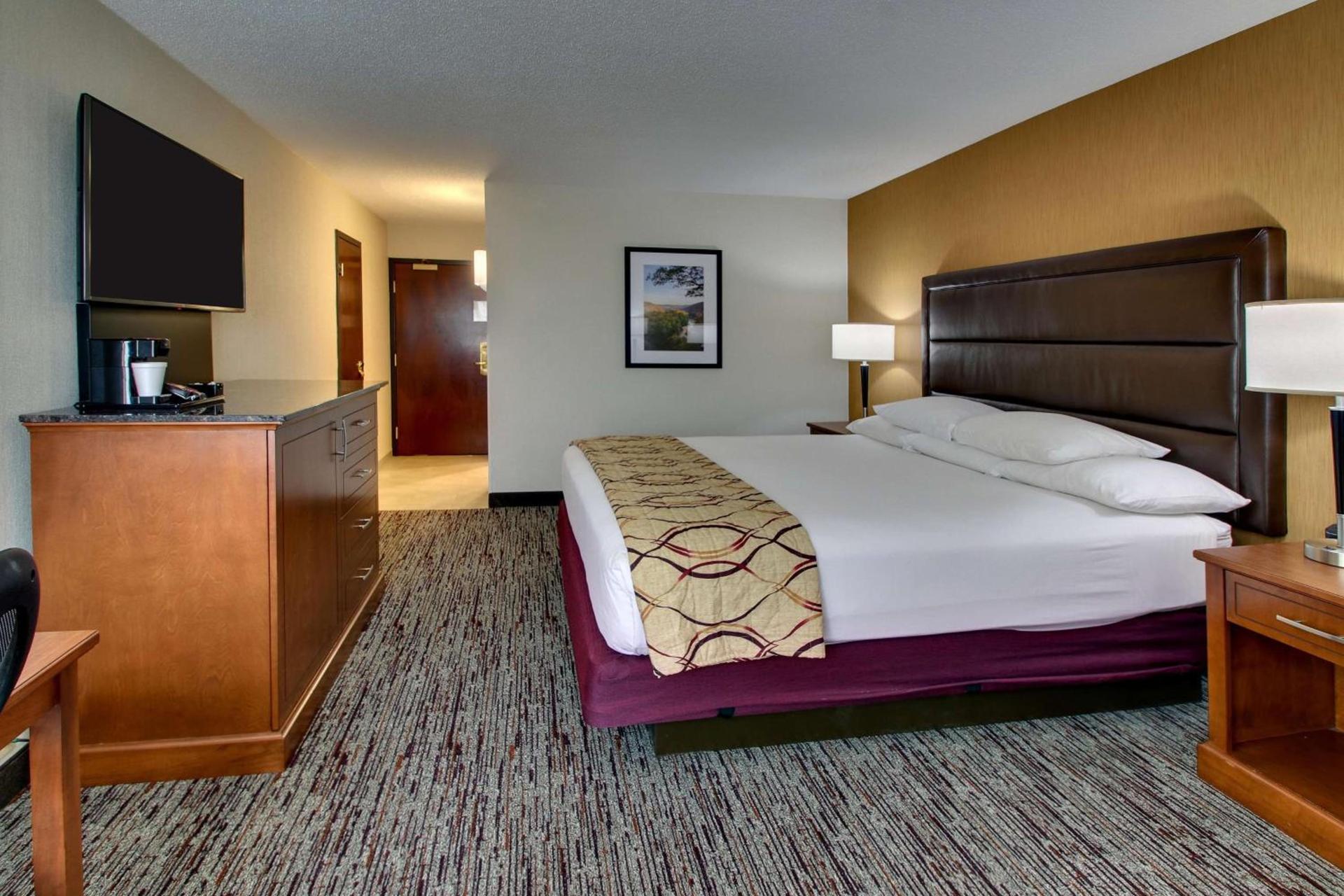 Drury Inn & Suites Bowling Green photo 22