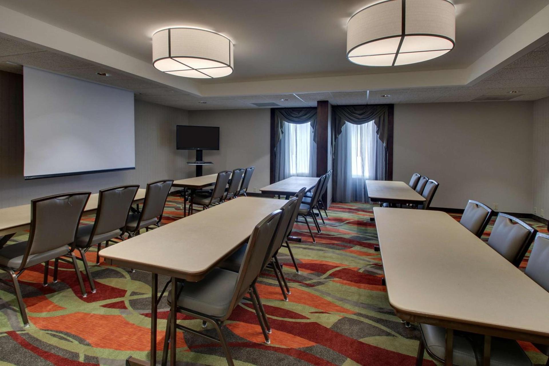 Drury Inn & Suites Bowling Green photo 44