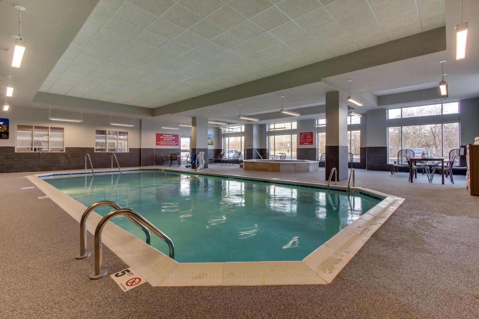 Drury Inn & Suites Columbus Polaris photo 39