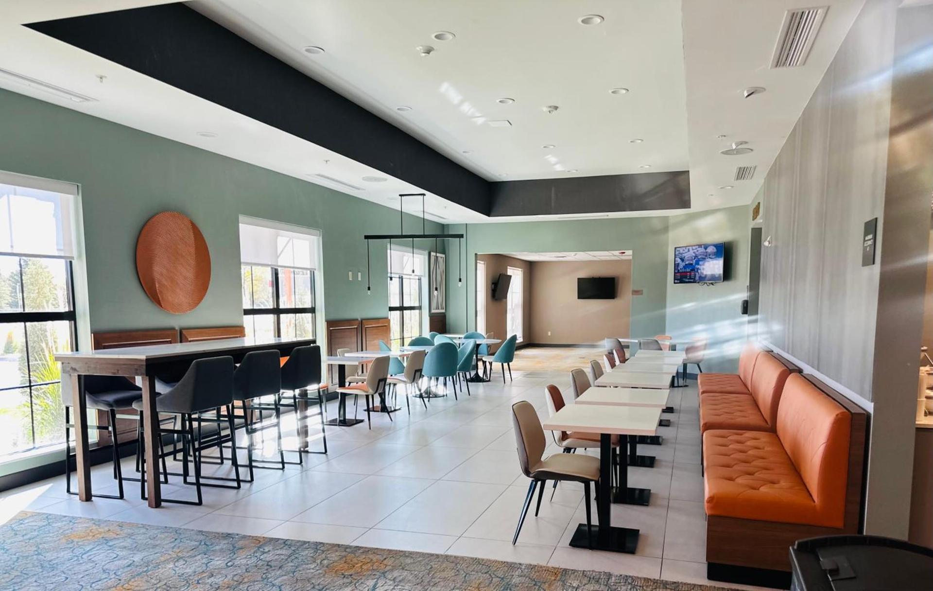 Comfort Suites Cheyenne photo 42