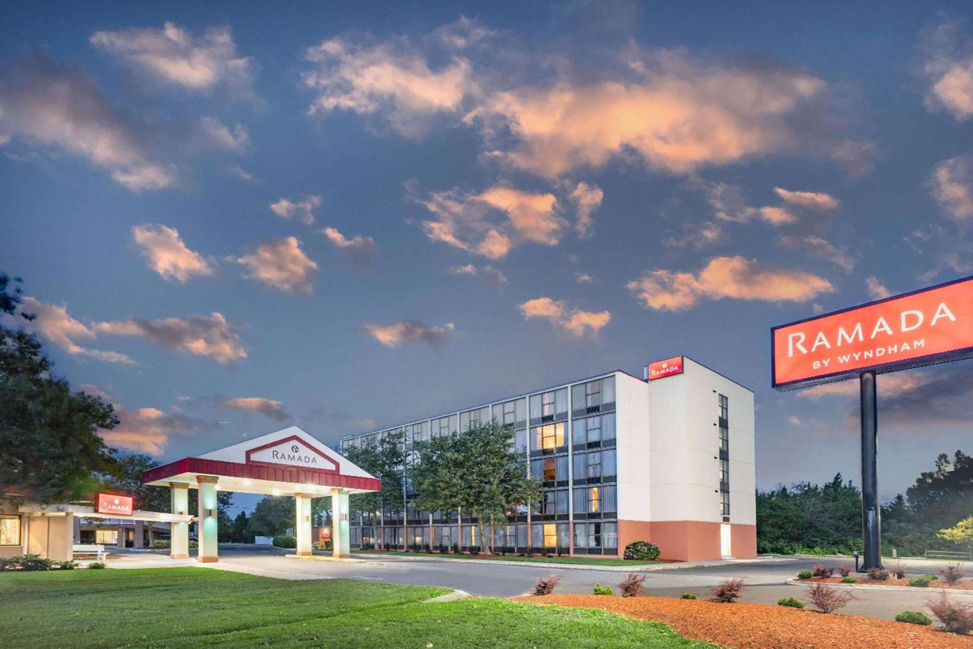 Ramada by Wyndham West Atlantic City photo 2