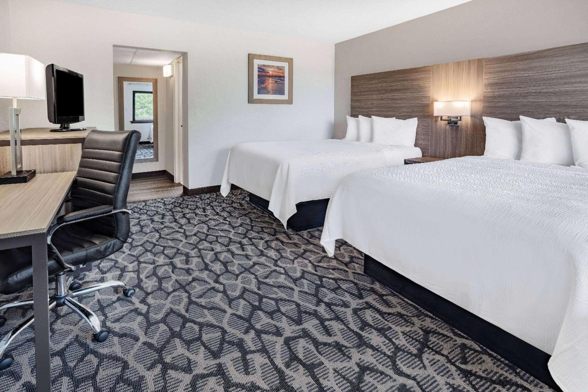 Ramada by Wyndham West Atlantic City photo 16