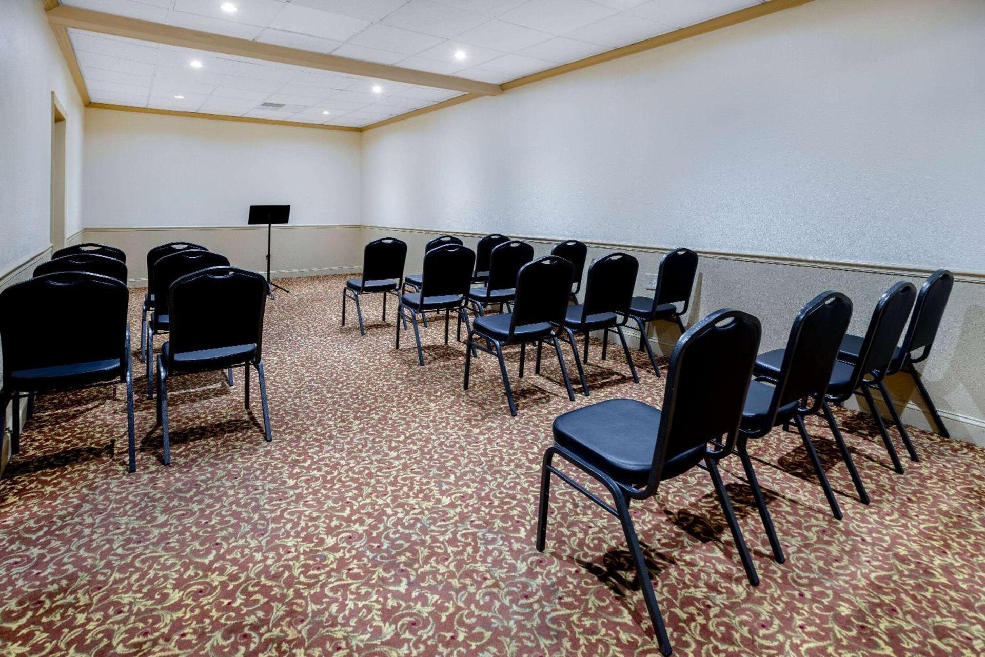 Ramada by Wyndham West Atlantic City photo 33