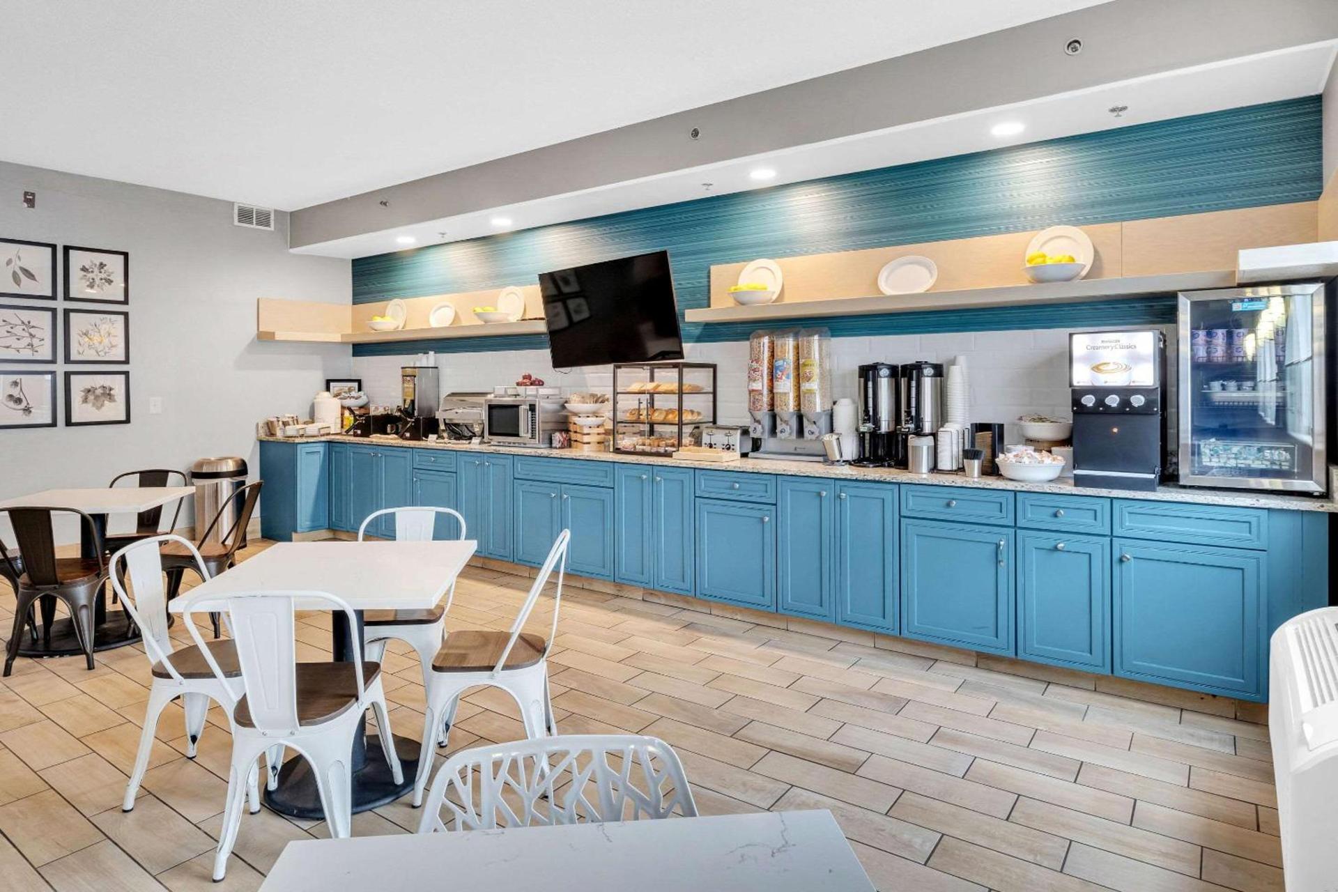 Country Inn & Suites by Radisson Rehoboth Beach - Dewey photo 28