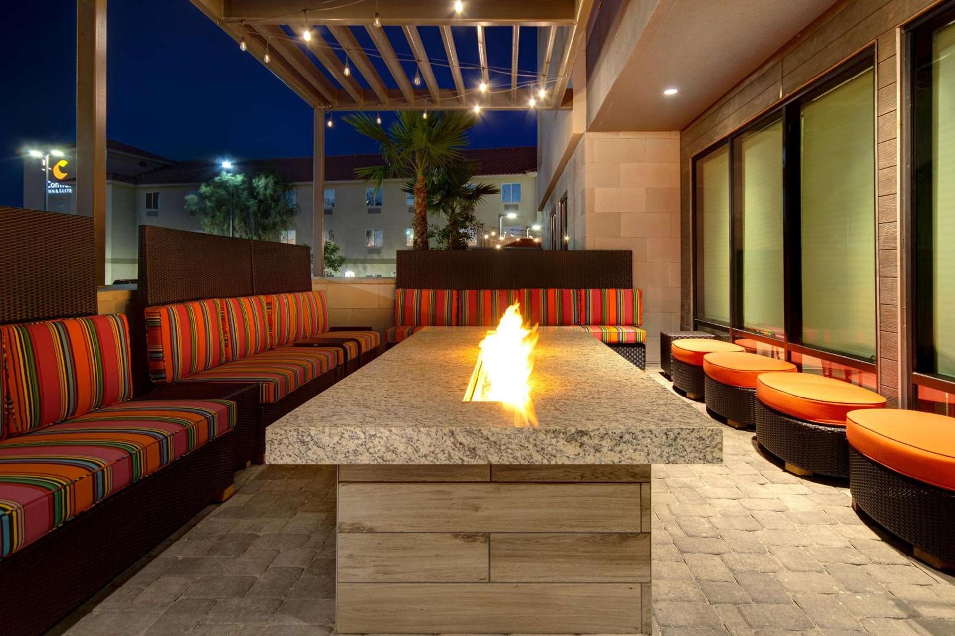 Home2 Suites By Hilton Las Vegas North photo 6