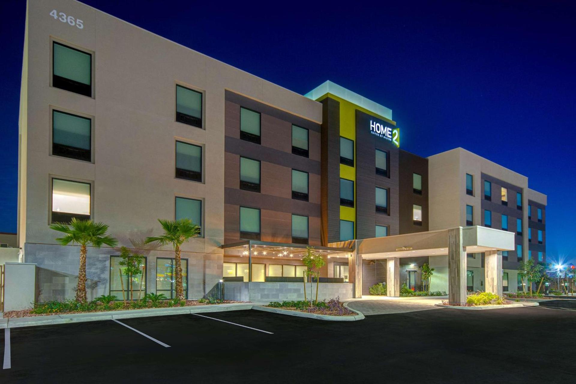 Home2 Suites By Hilton Las Vegas North photo 7