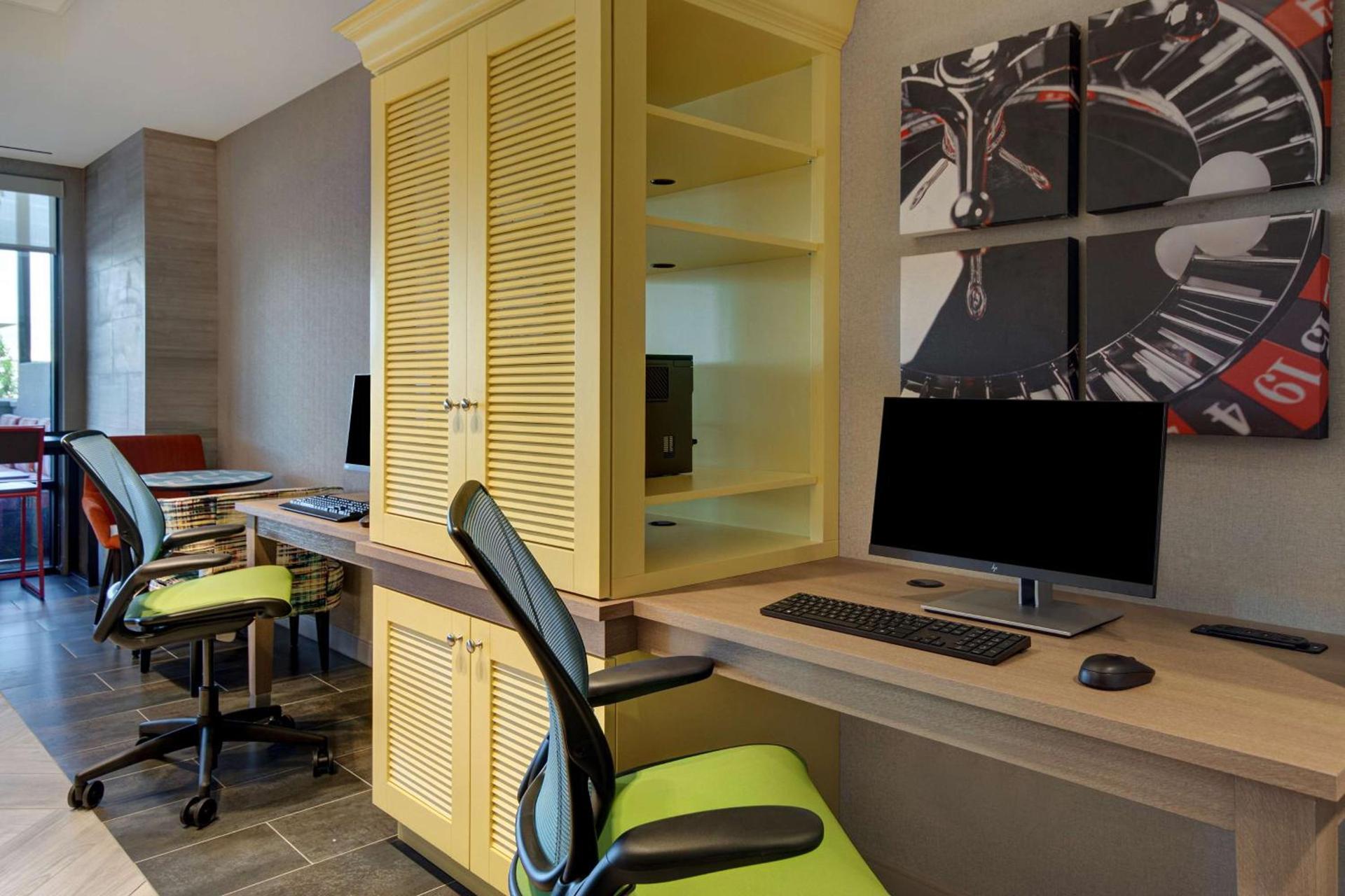 Home2 Suites By Hilton Las Vegas North photo 12