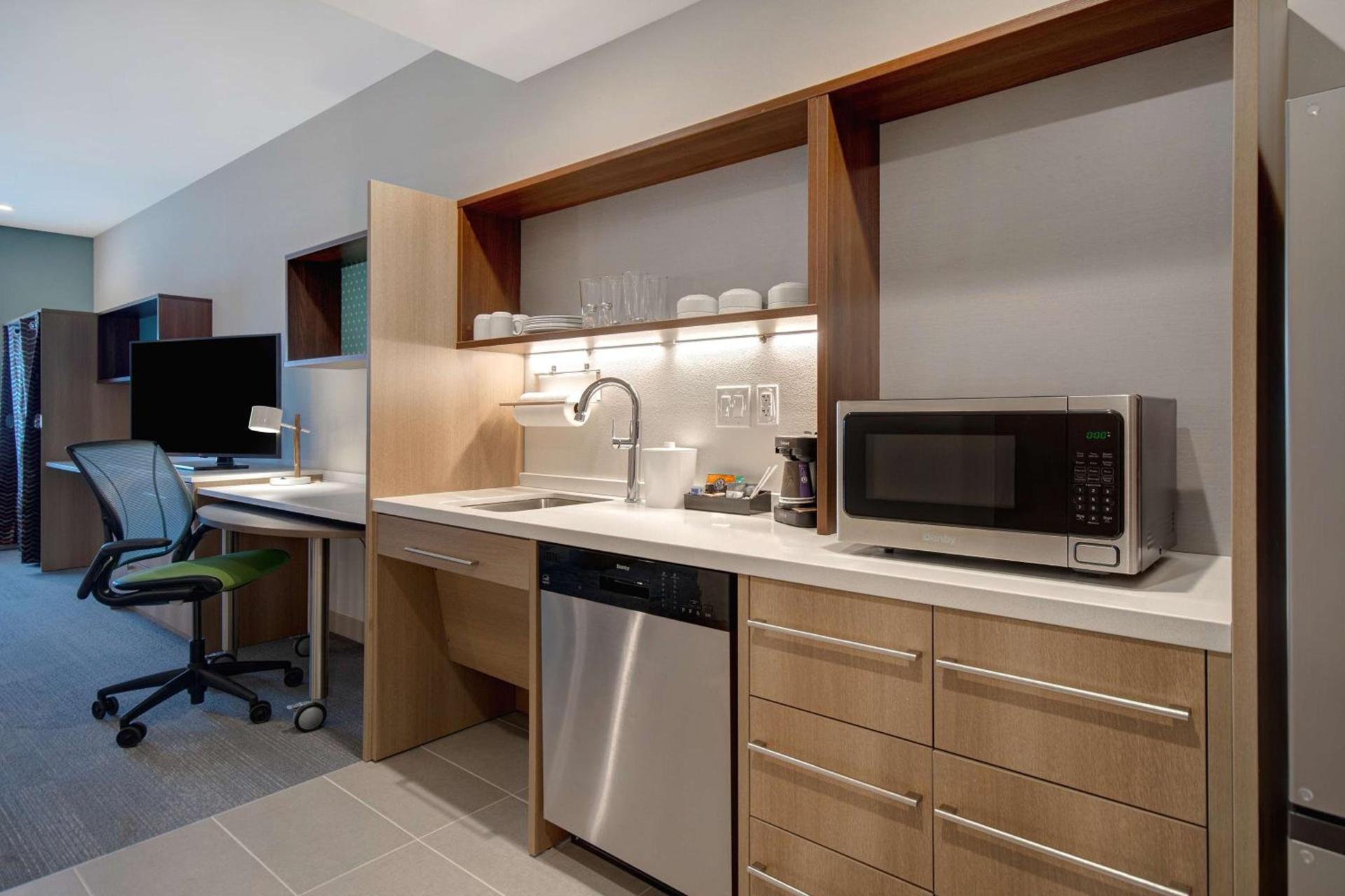 Home2 Suites By Hilton Las Vegas North photo 32