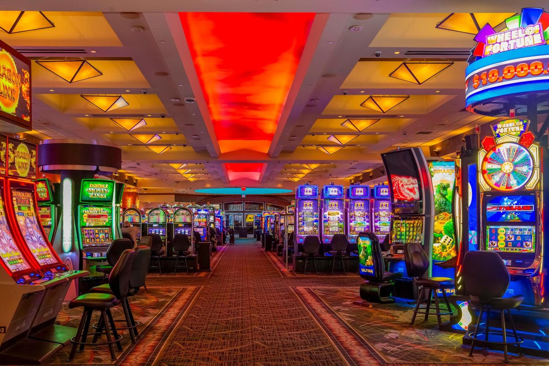 Red Hawk Resort & Casino photo 27