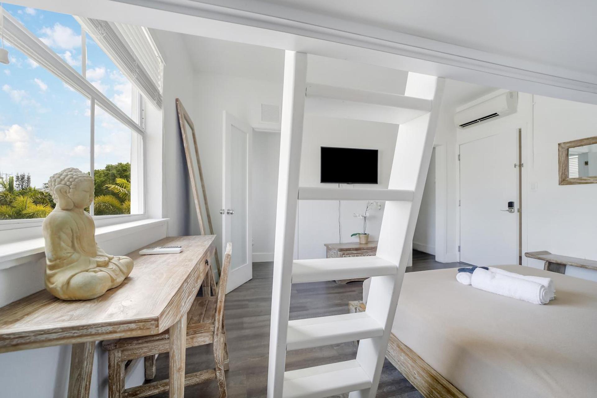 Treehouse Hotel photo 15