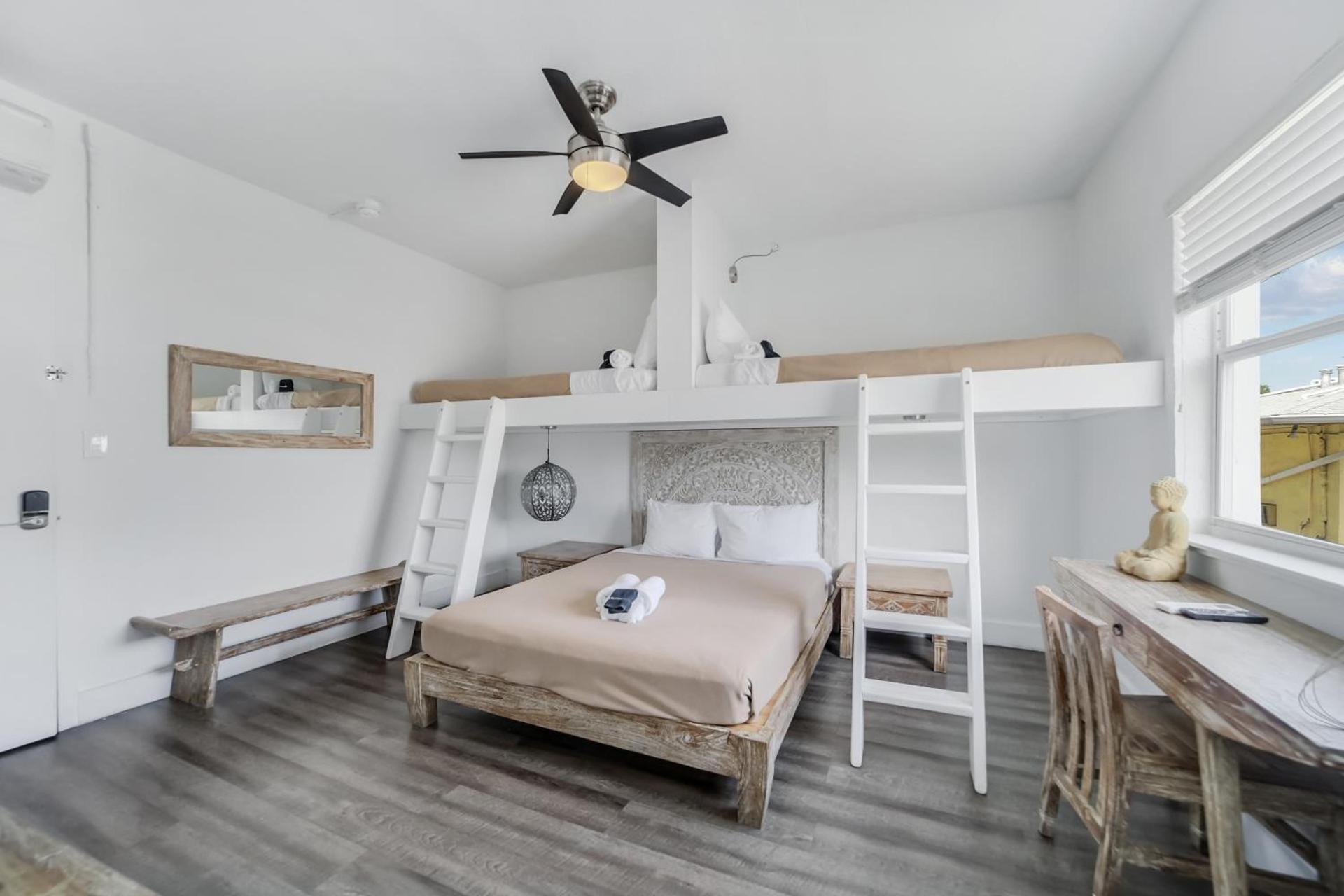 Treehouse Hotel photo 16