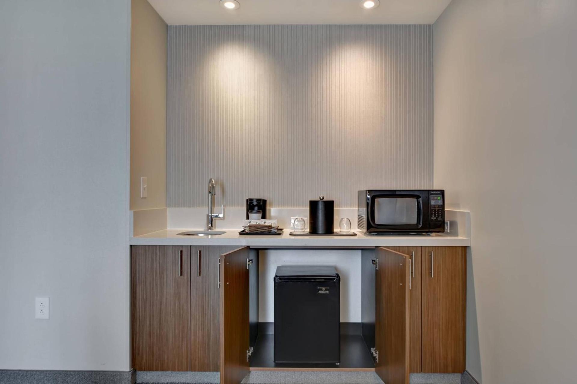 Courtyard by Marriott Jackson Madison photo 23