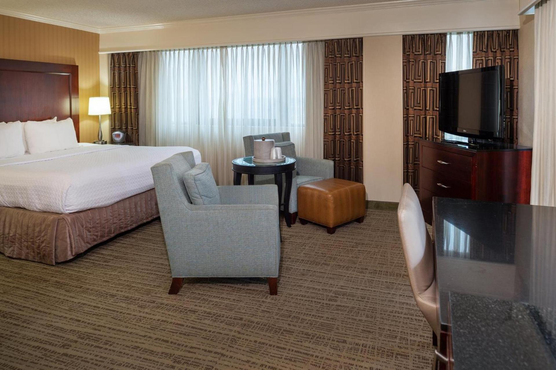 Crowne Plaza Hotel St. Louis Airport by IHG photo 67