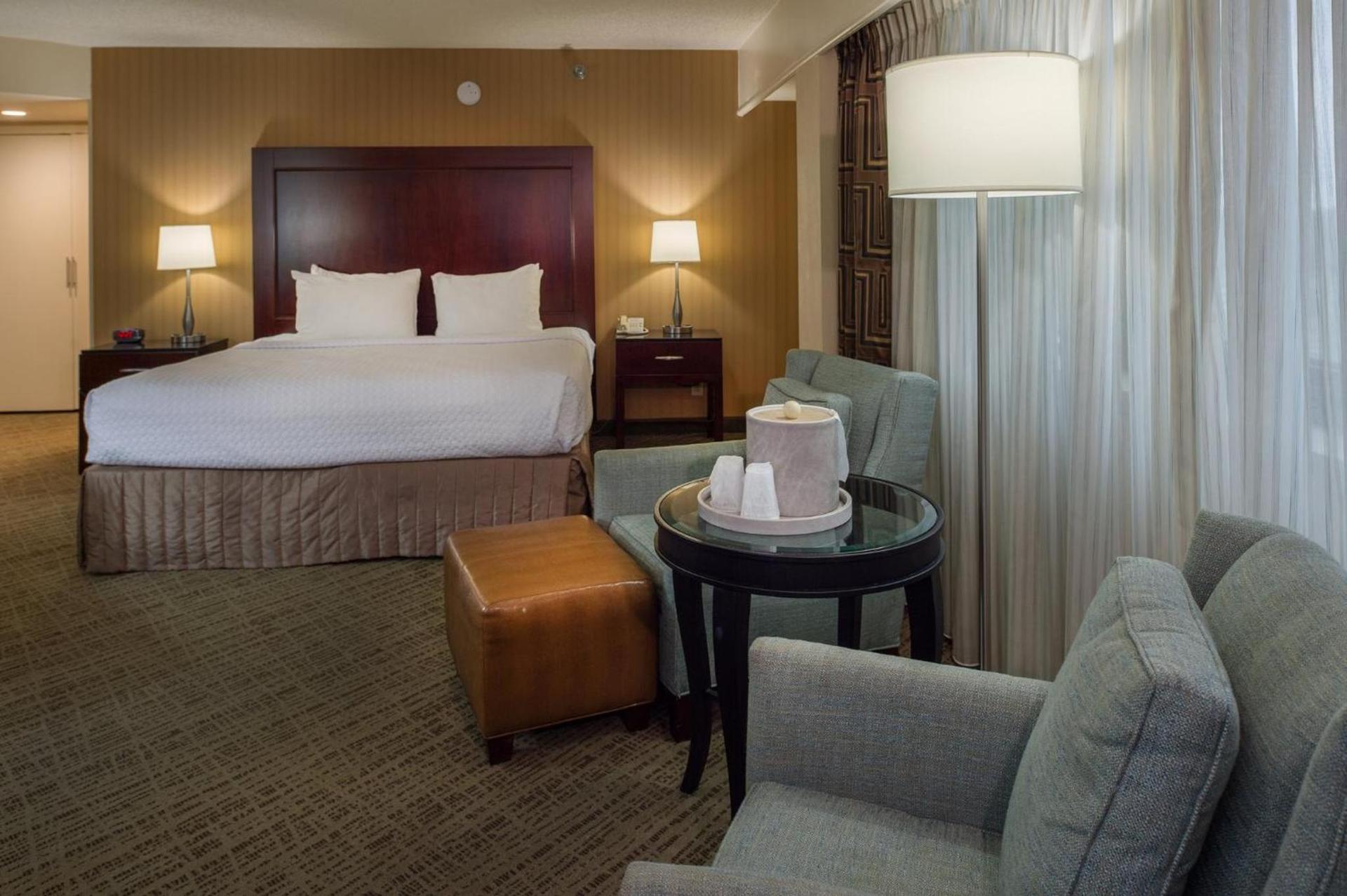 Crowne Plaza Hotel St. Louis Airport by IHG photo 65
